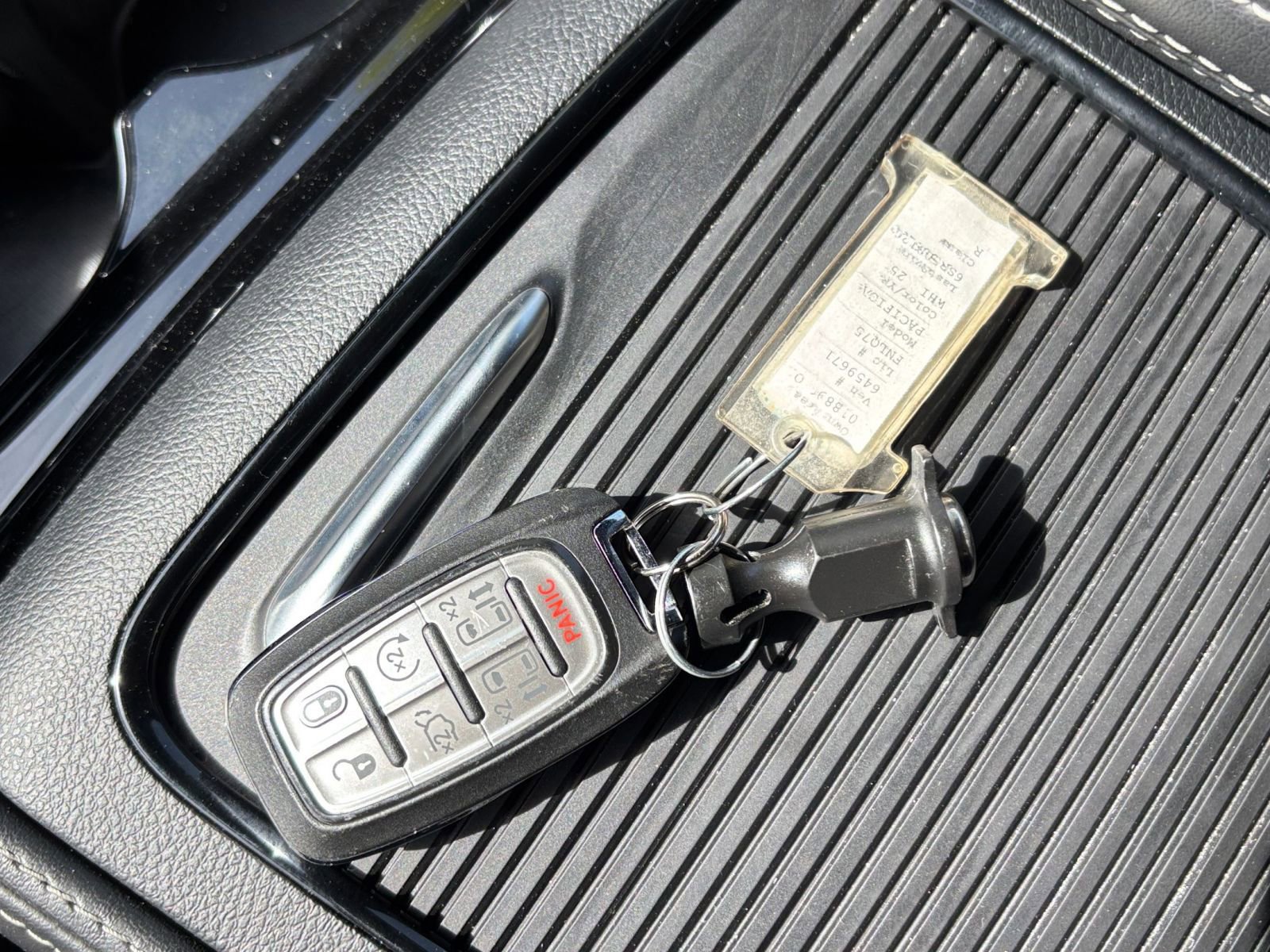 Thumbnail: 2025 Chrysler Pacifica - 27