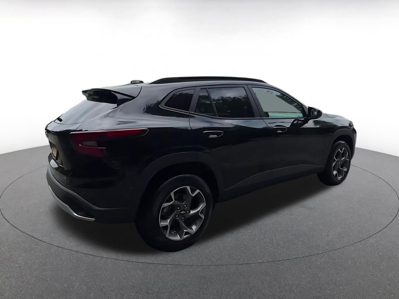 Thumbnail: 2025 Chevrolet Trax - 15