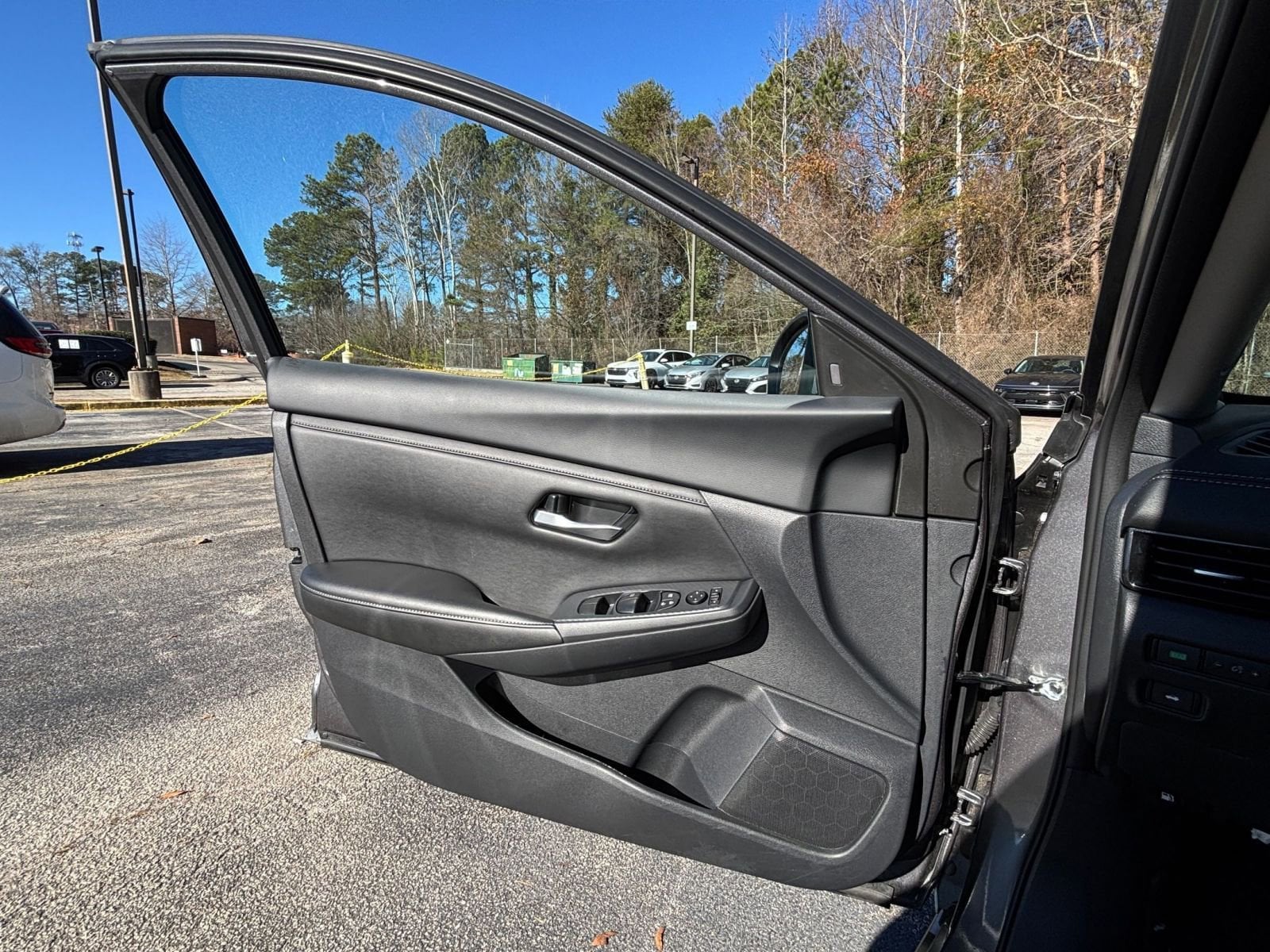 Thumbnail: 2025 Nissan Sentra - 20