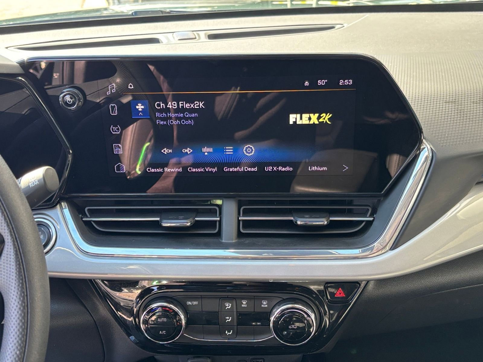 Thumbnail: 2025 Chevrolet Trax - 20