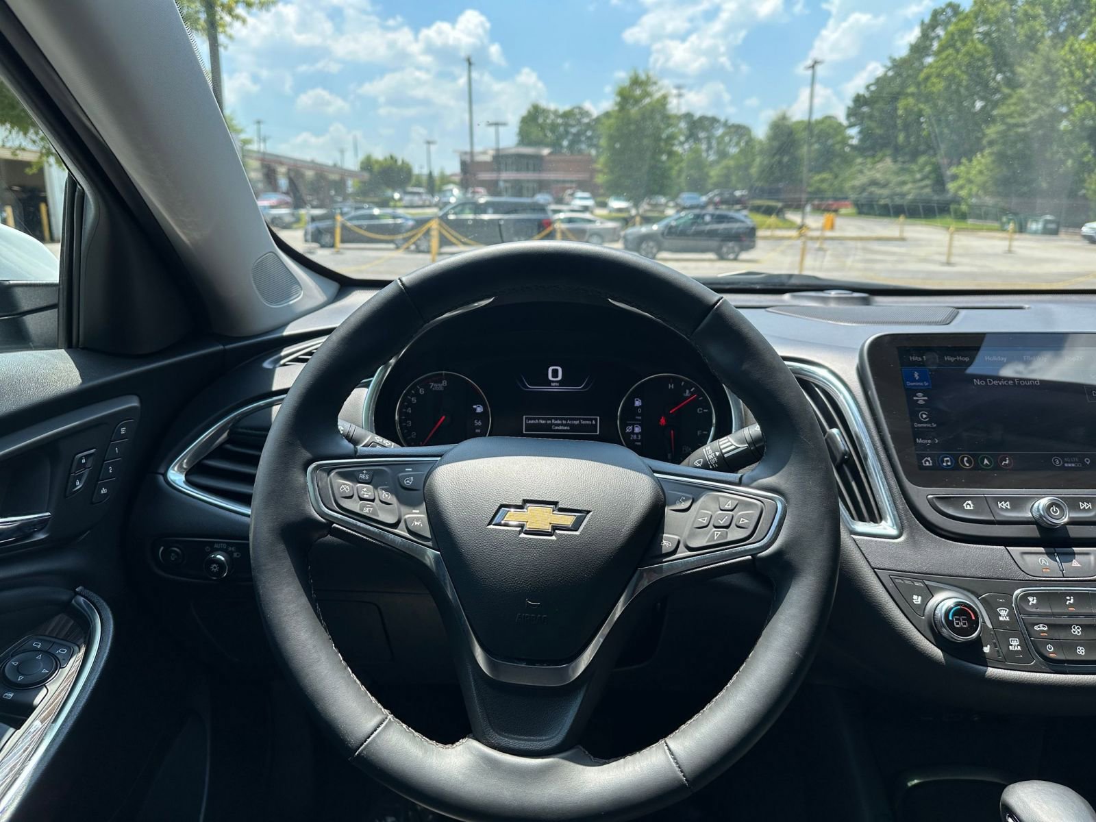 Thumbnail: 2024 Chevrolet Malibu - 34