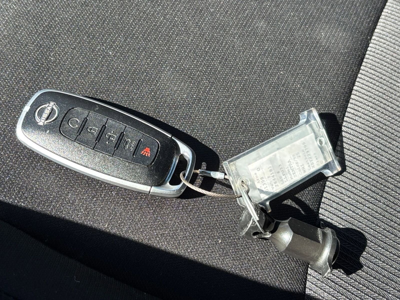 Thumbnail: 2025 Nissan Sentra - 25