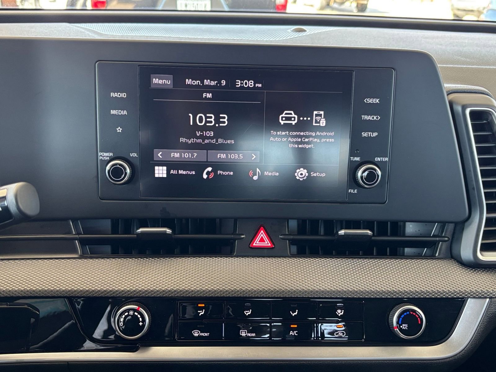 Thumbnail: 2025 Kia Sportage - 17