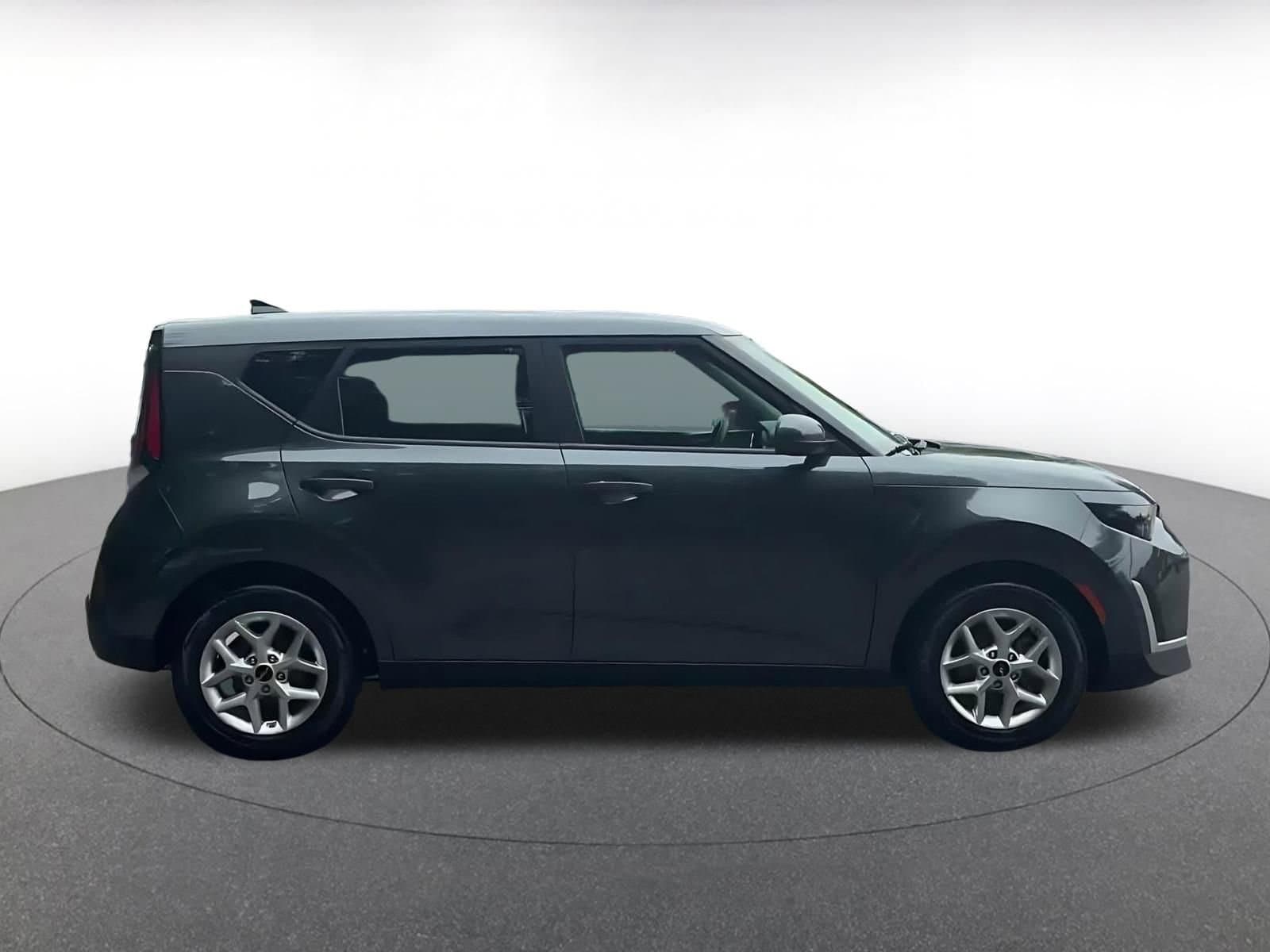Thumbnail: 2025 Kia Soul - 16