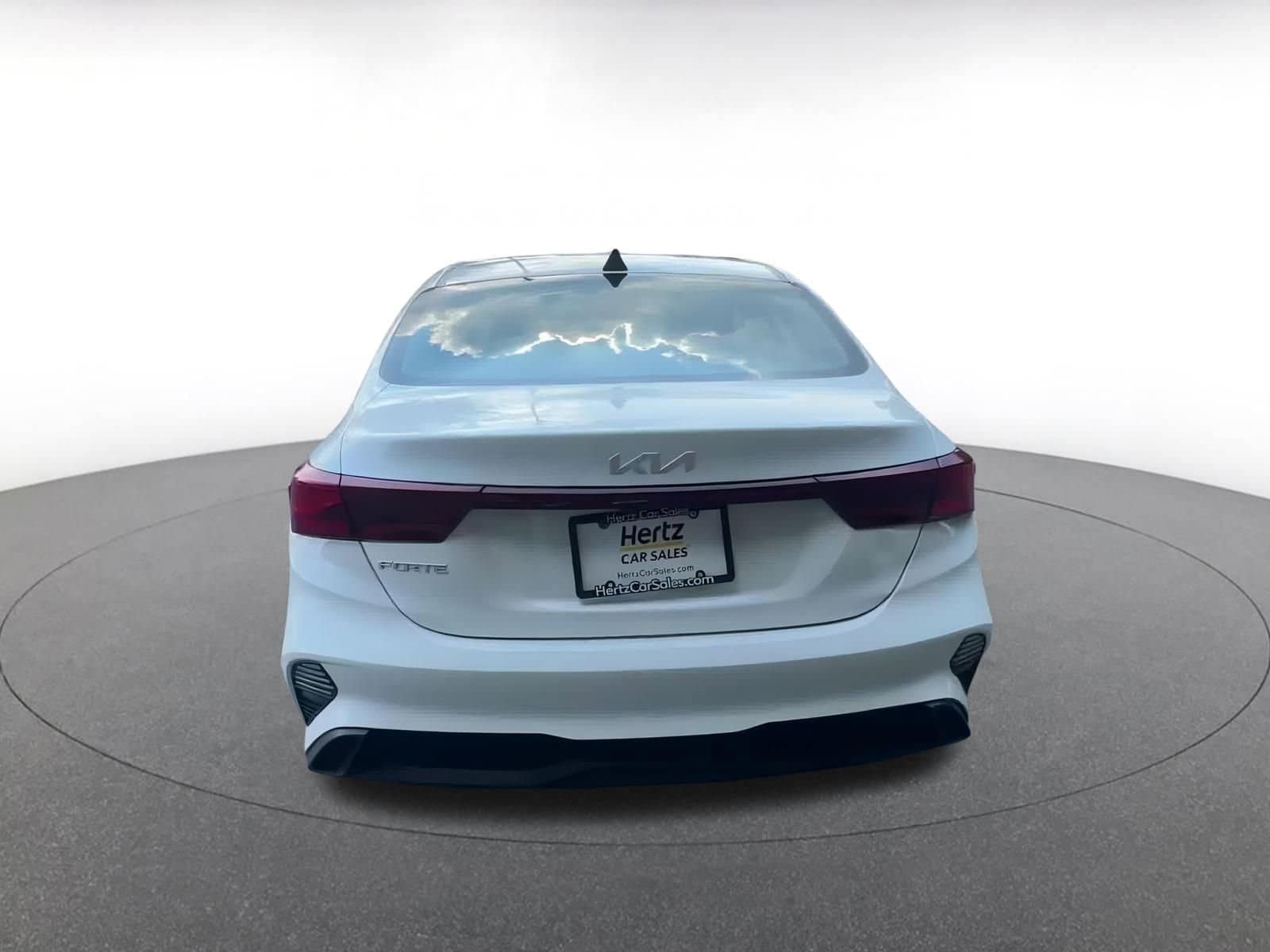 Thumbnail: 2023 Kia Forte - 13