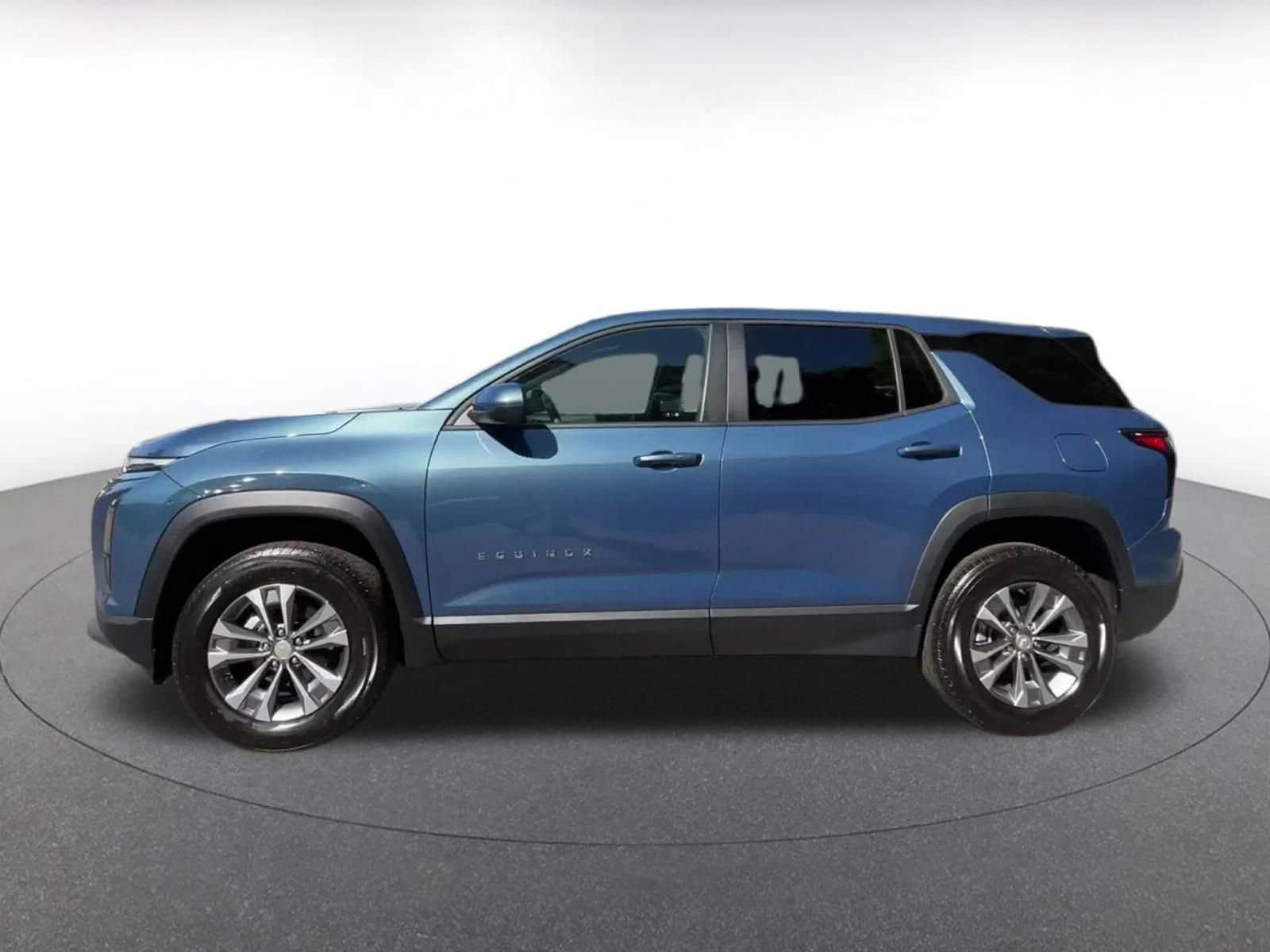 Thumbnail: 2025 Chevrolet Equinox - 9