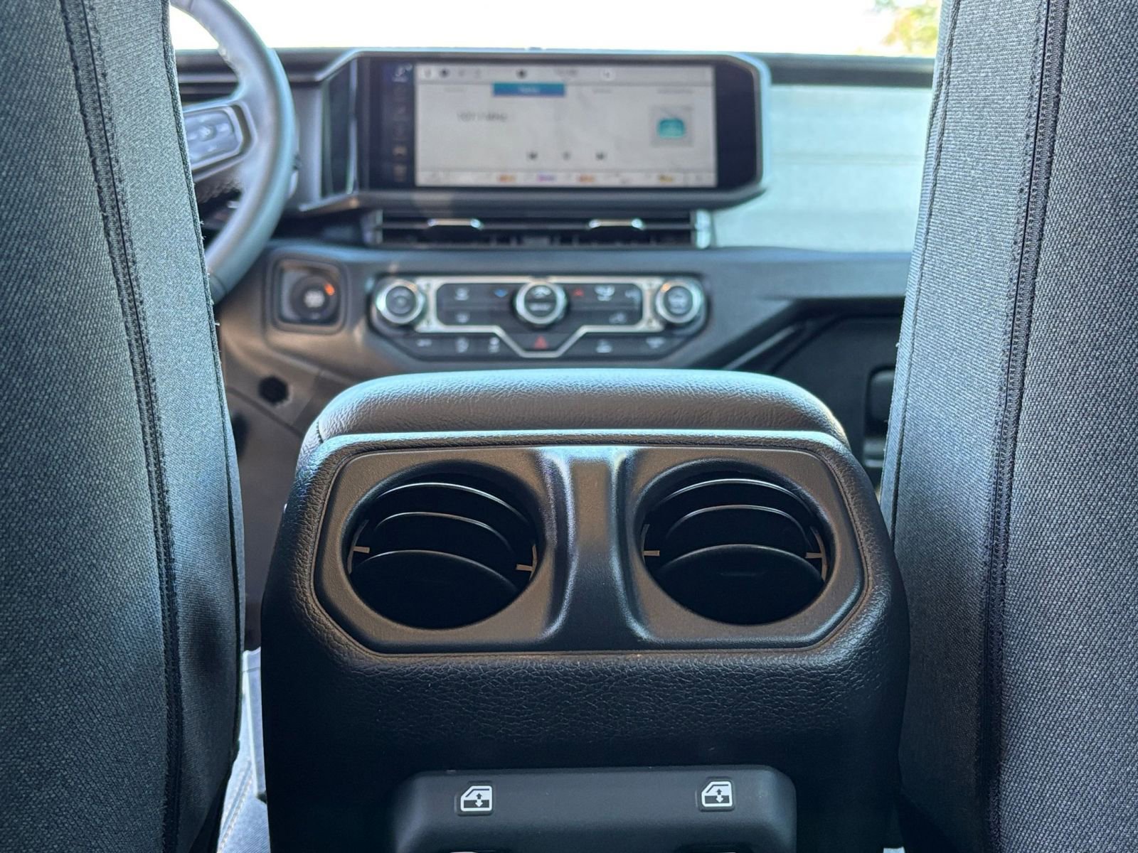 Thumbnail: 2025 Jeep Wrangler - 24