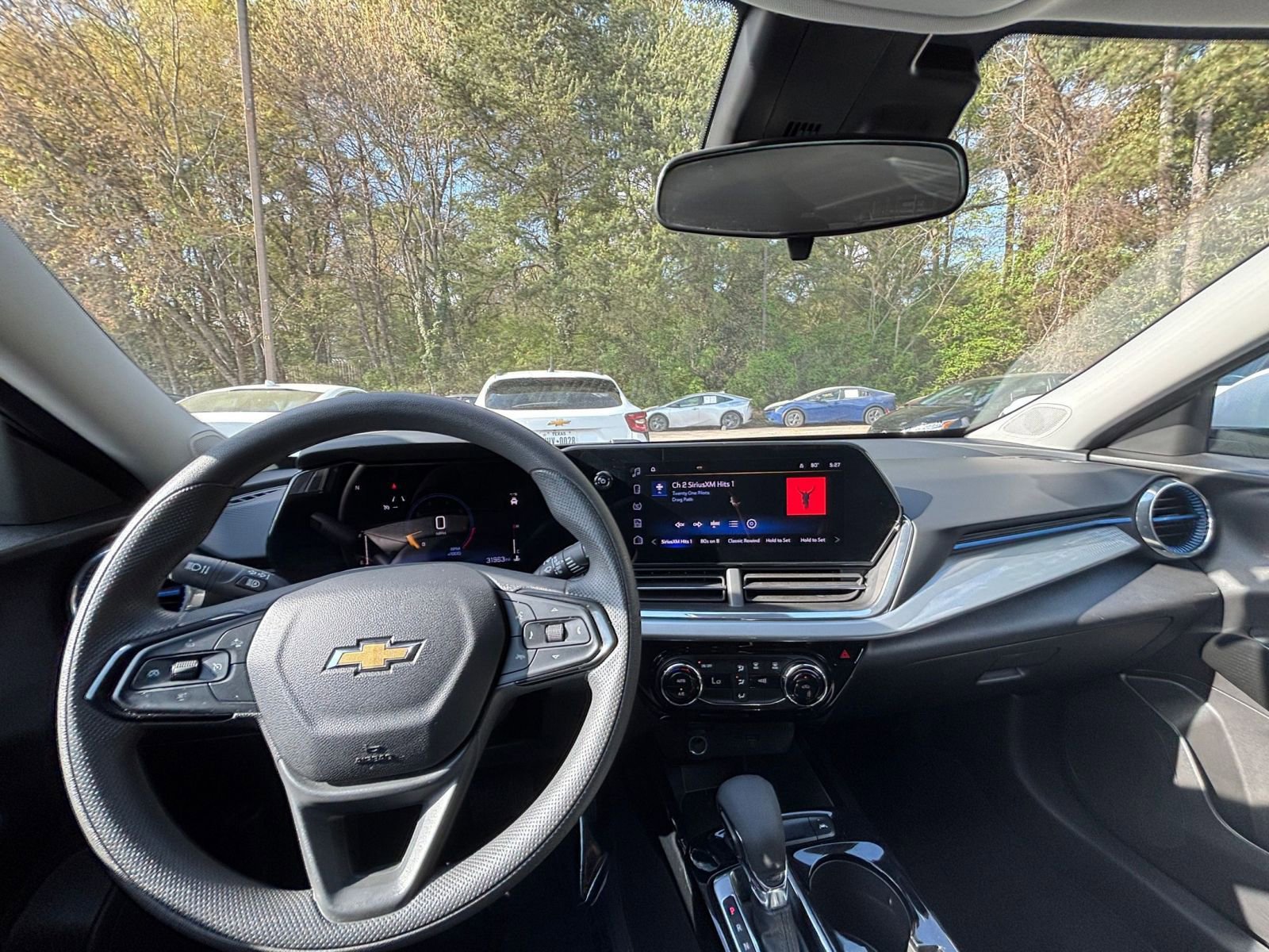 Thumbnail: 2025 Chevrolet Trax - 34