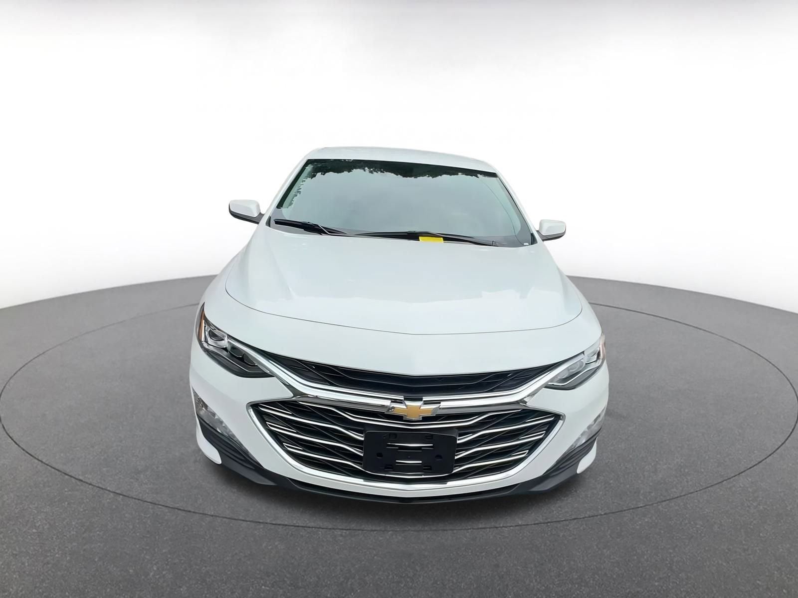 Thumbnail: 2024 Chevrolet Malibu - 5