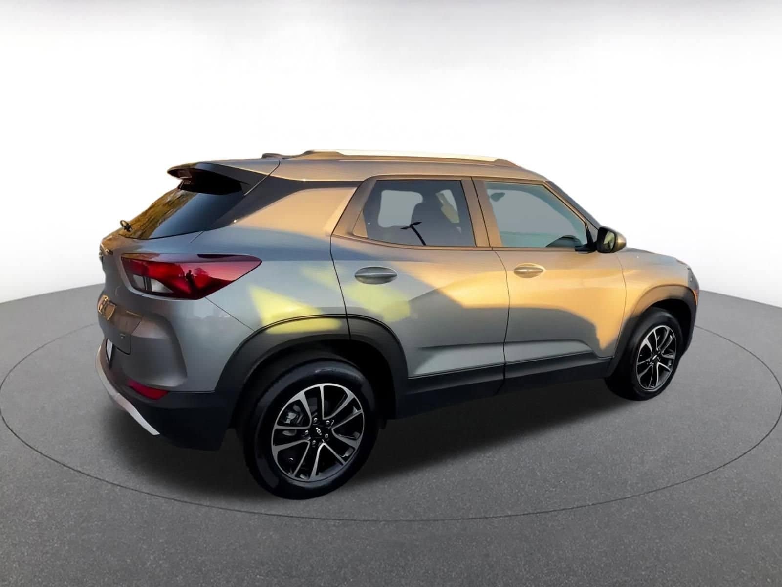 Thumbnail: 2025 Chevrolet TrailBlazer - 15