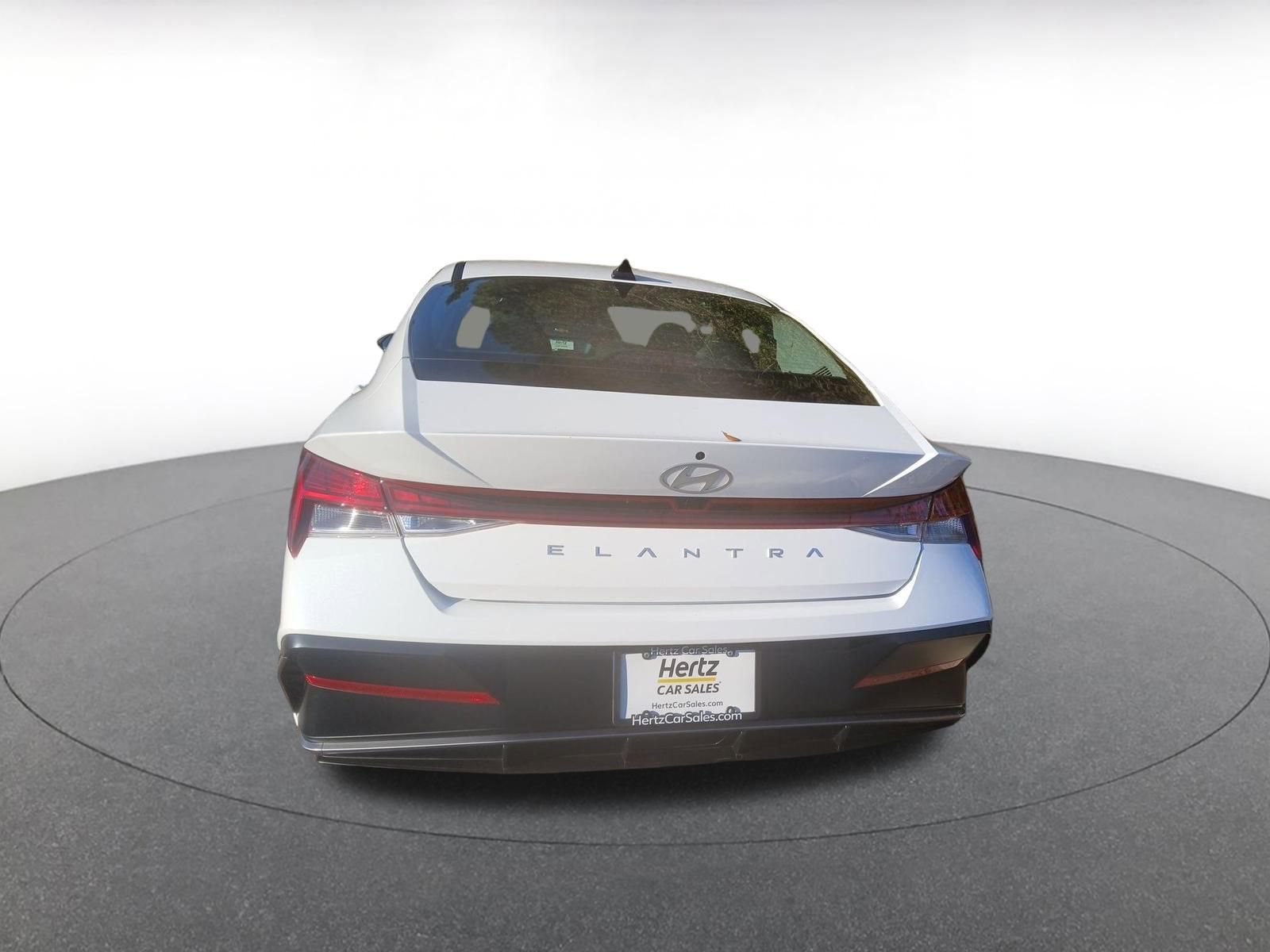 Thumbnail: 2025 Hyundai Elantra - 14