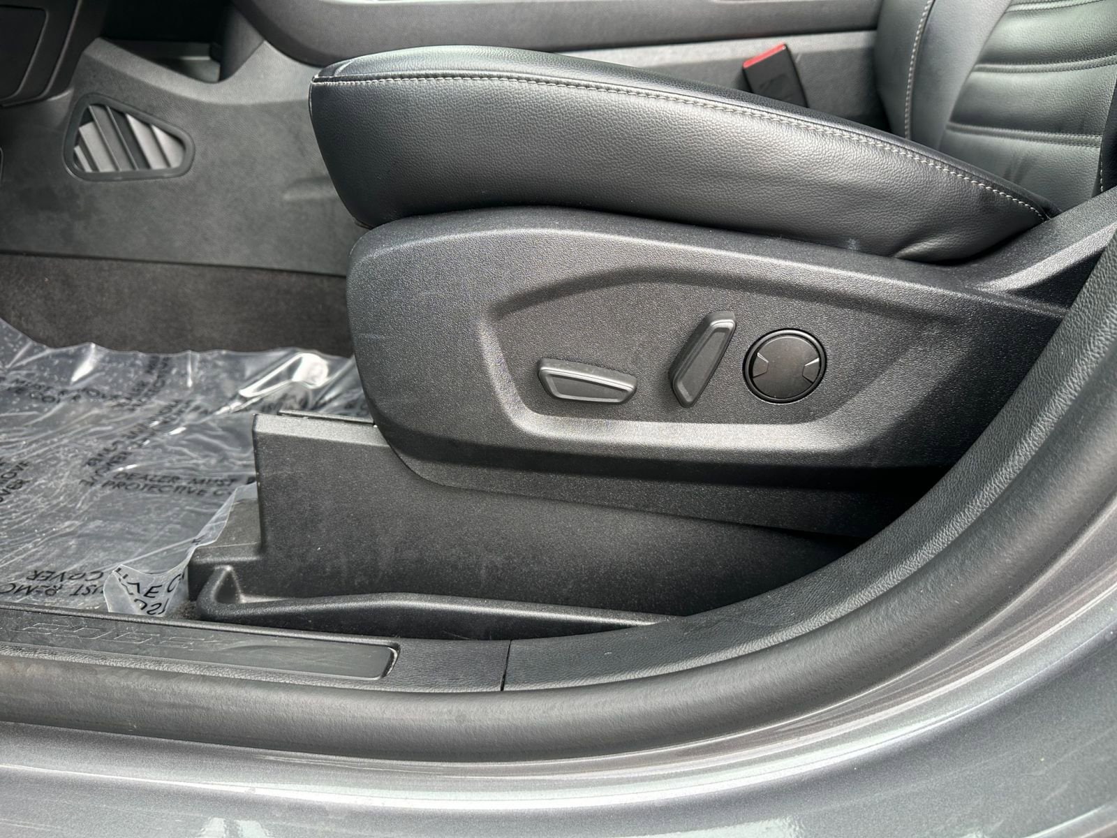 Thumbnail: 2024 Ford Edge - 27