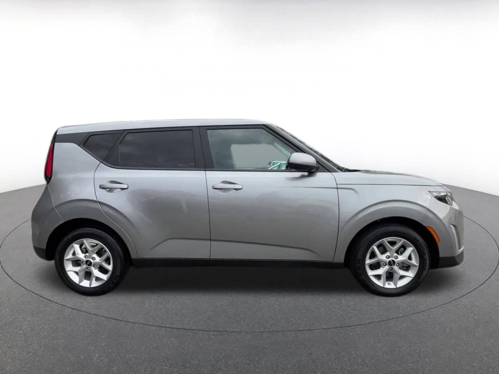 Thumbnail: 2025 Kia Soul - 16