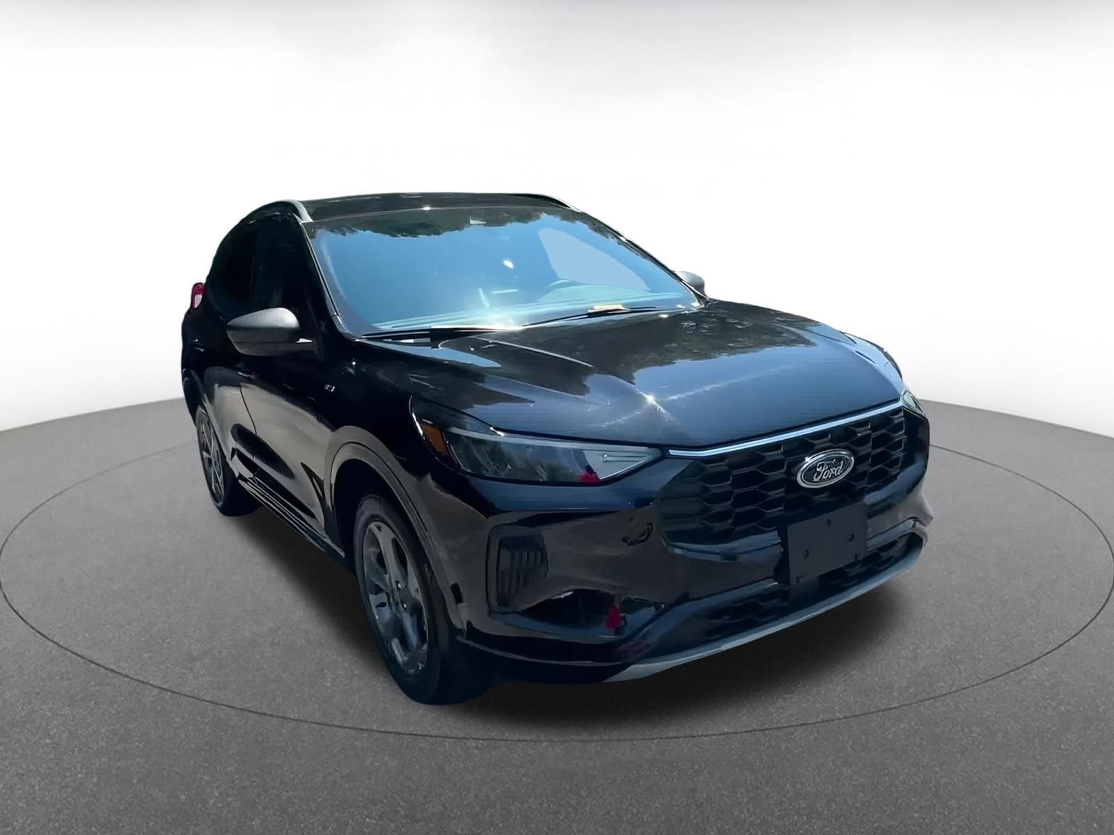Thumbnail: 2024 Ford Escape - 3