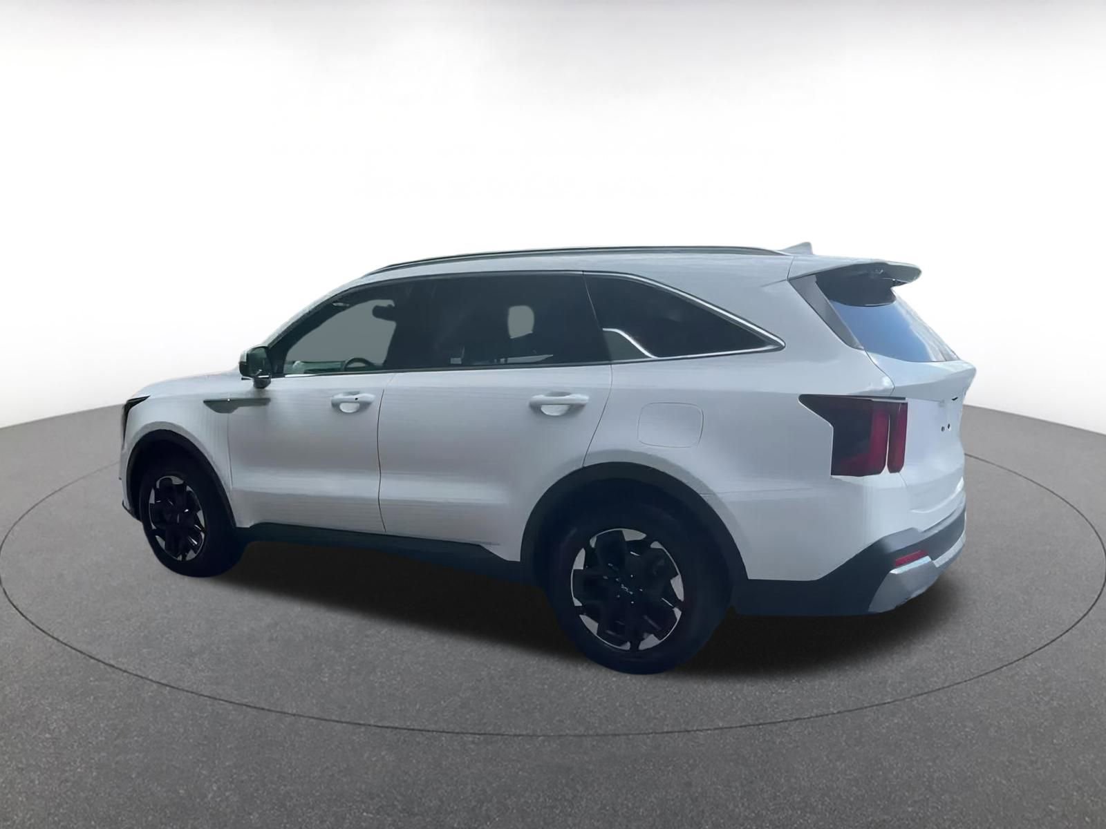 2024 Kia Sorento S 8