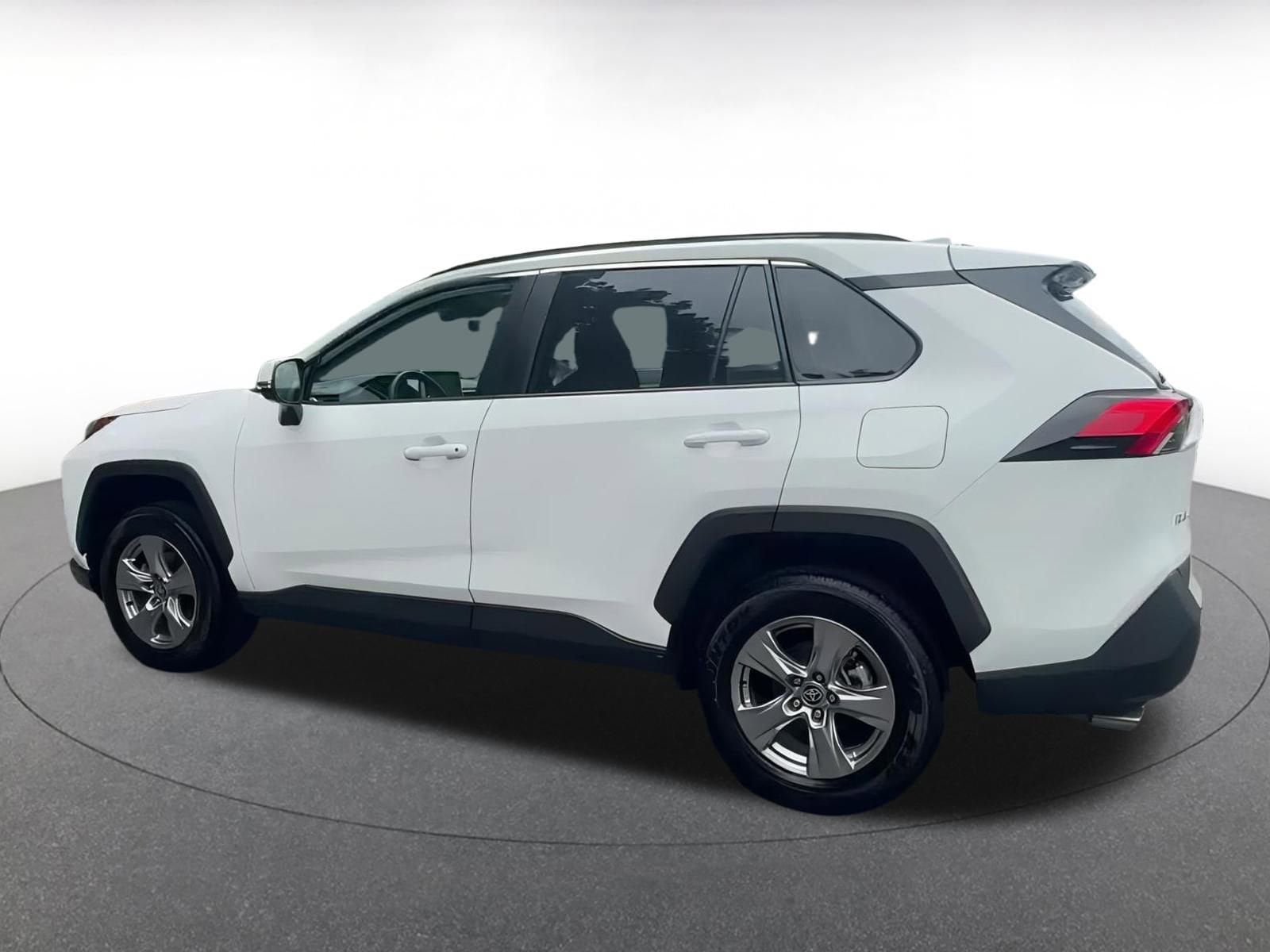 Thumbnail: 2024 Toyota RAV4 - 10