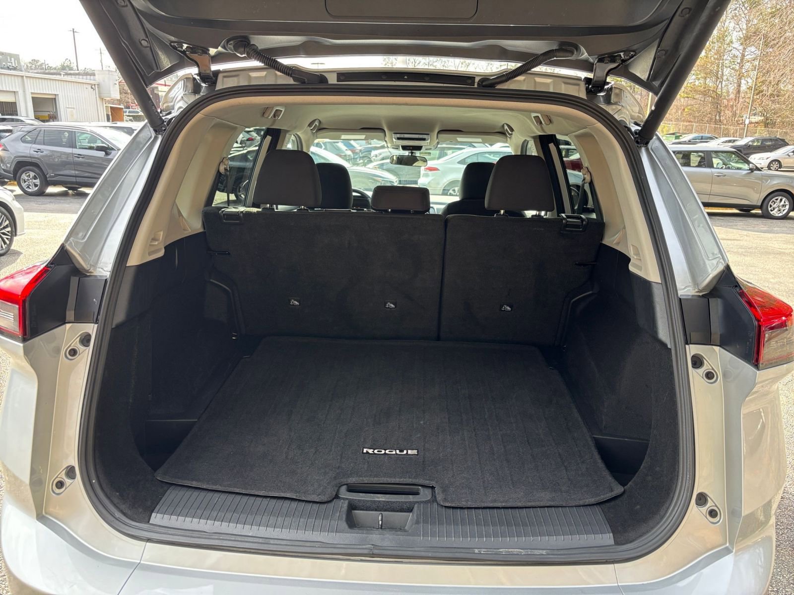 Thumbnail: 2025 Nissan Rogue - 33