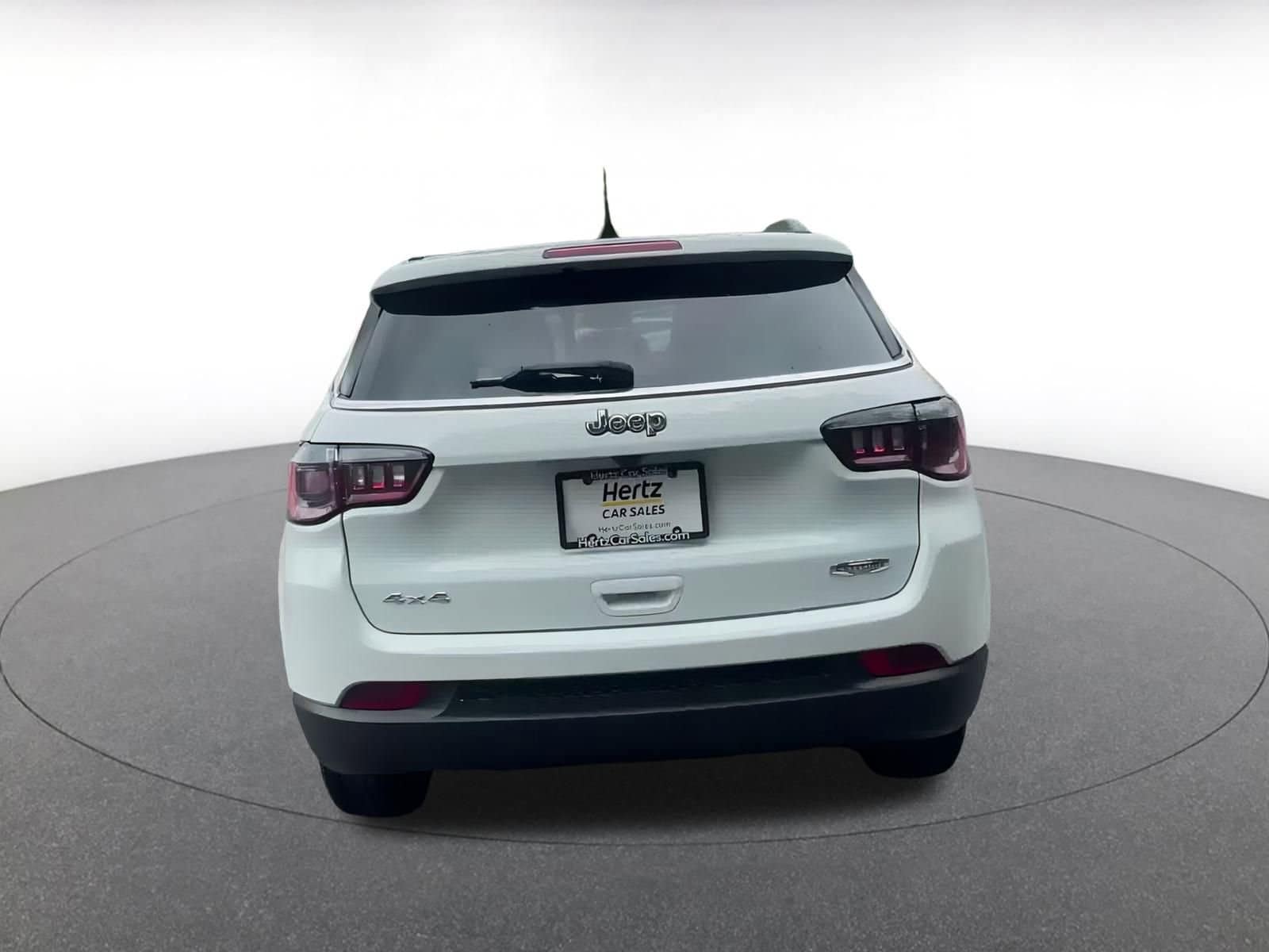 Thumbnail: 2023 Jeep Compass - 12
