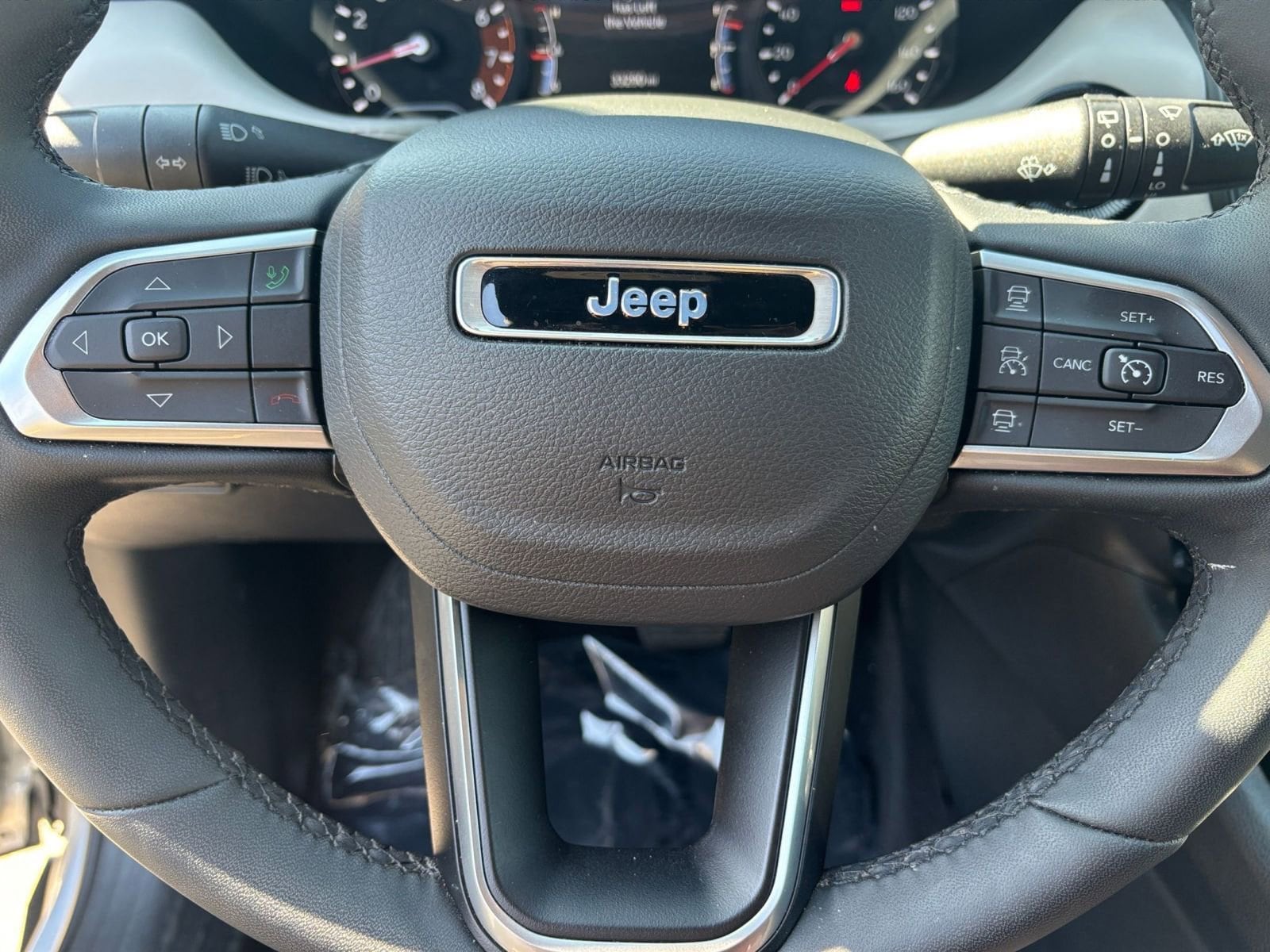 Thumbnail: 2025 Jeep Compass - 34