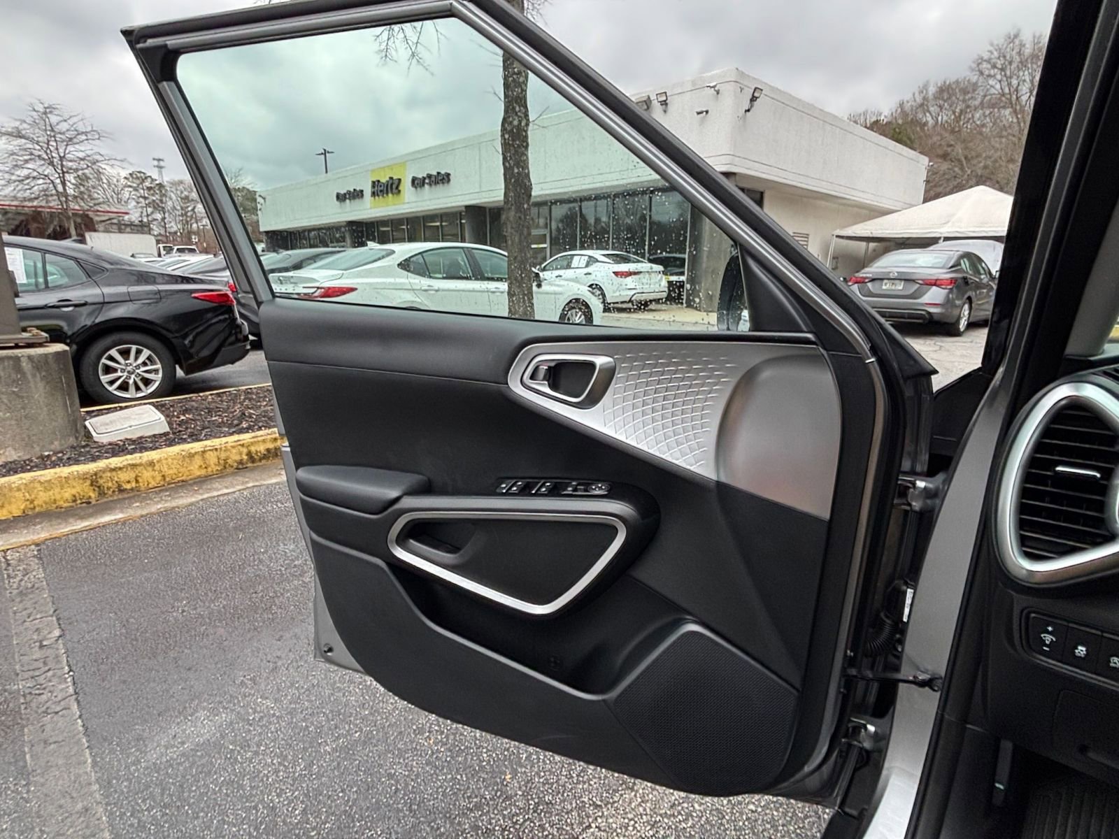 Thumbnail: 2025 Kia Soul - 18