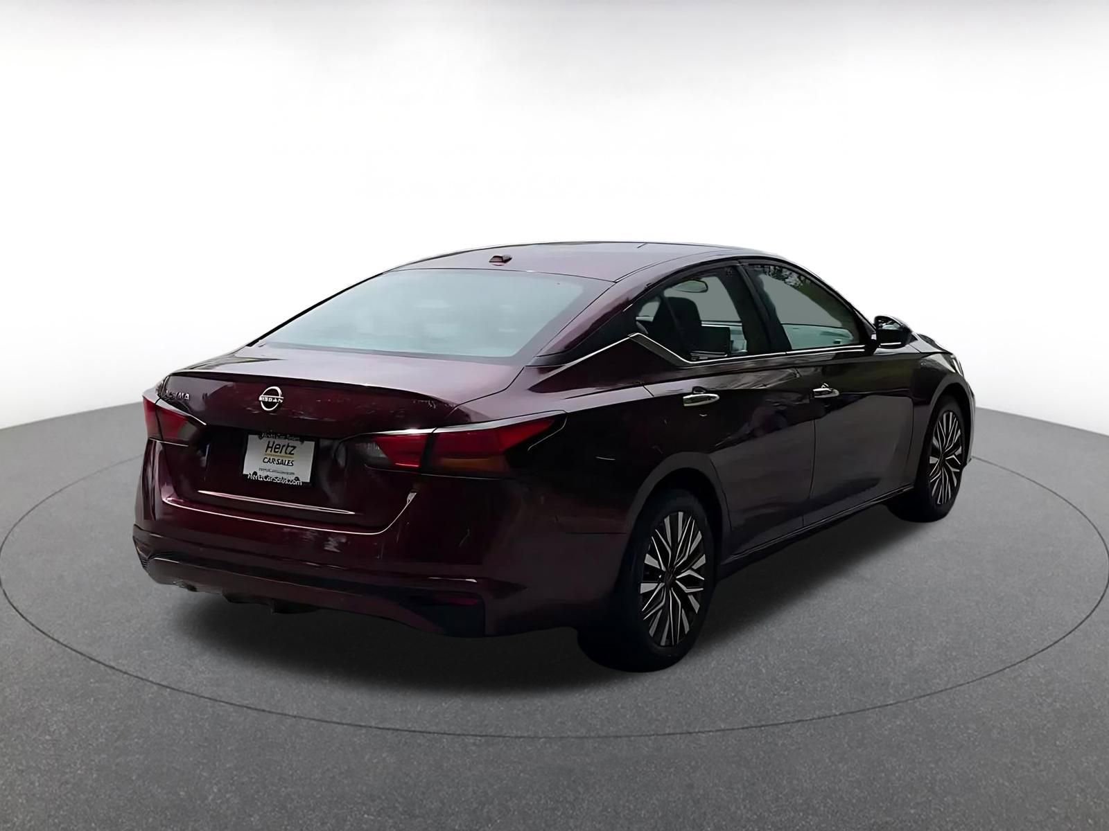 Thumbnail: 2025 Nissan Altima - 14
