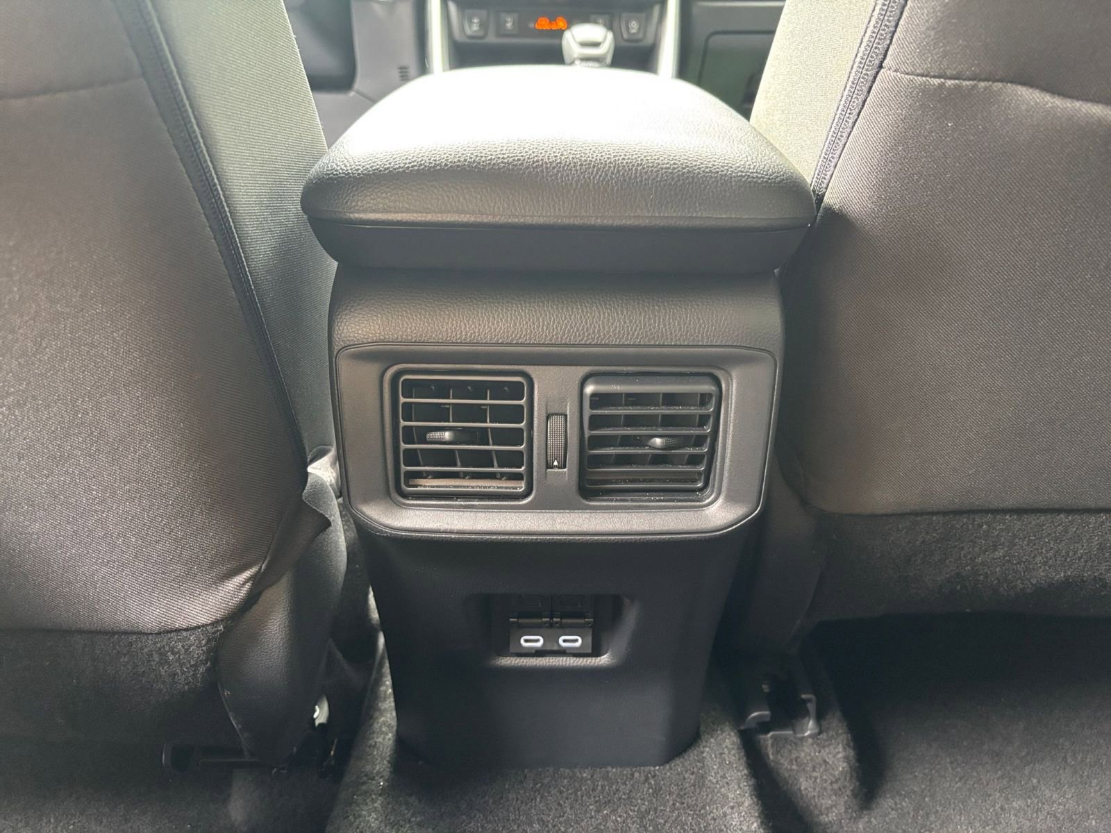 Thumbnail: 2025 Toyota RAV4 - 24