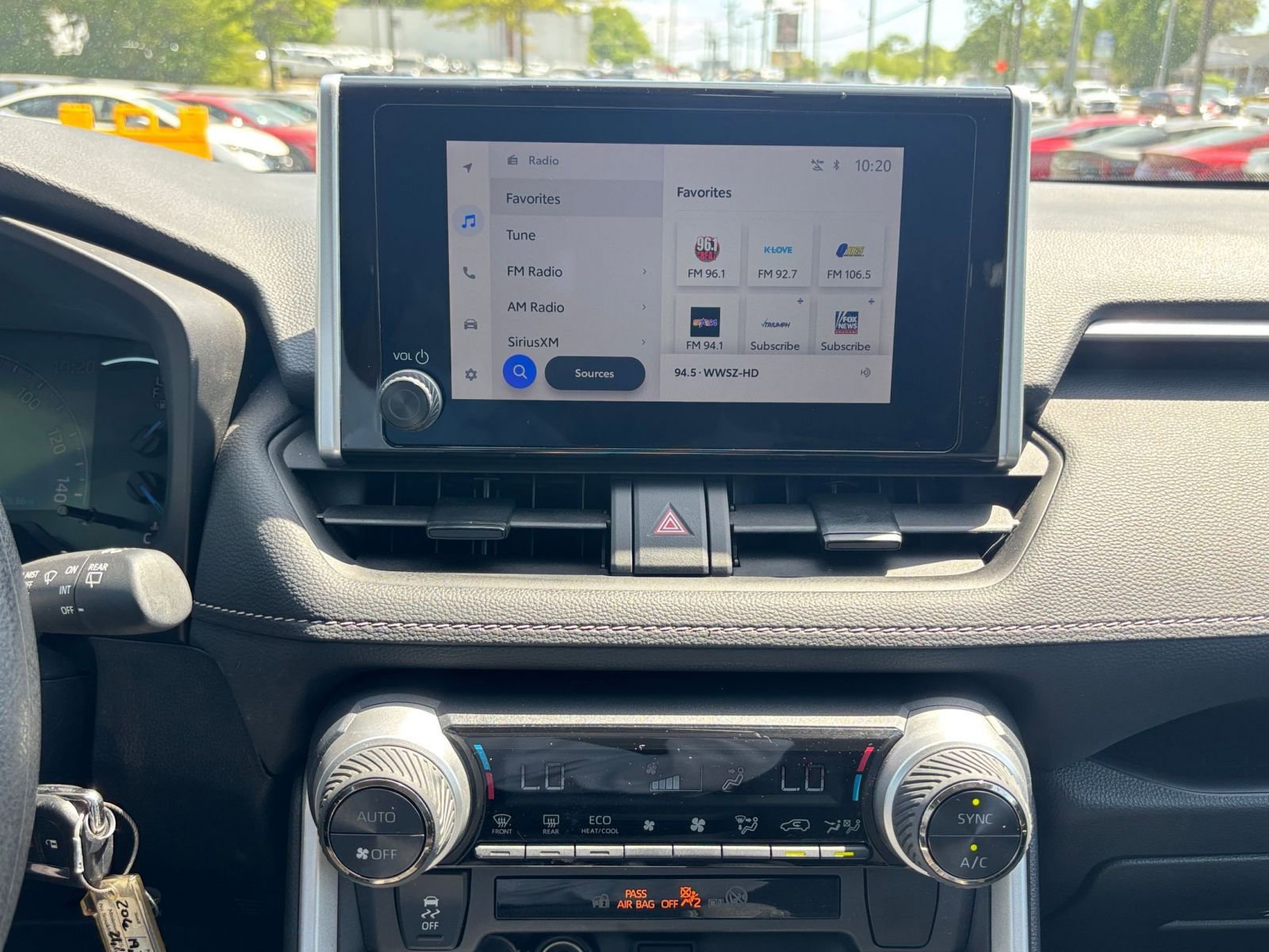 Thumbnail: 2025 Toyota RAV4 - 20