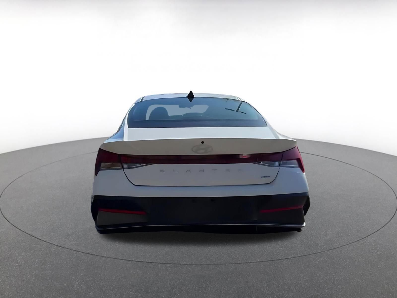 Thumbnail: 2025 Hyundai Elantra - 12