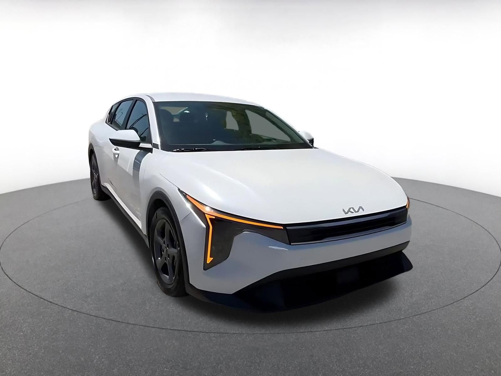 Thumbnail: 2025 Kia K4 - 3