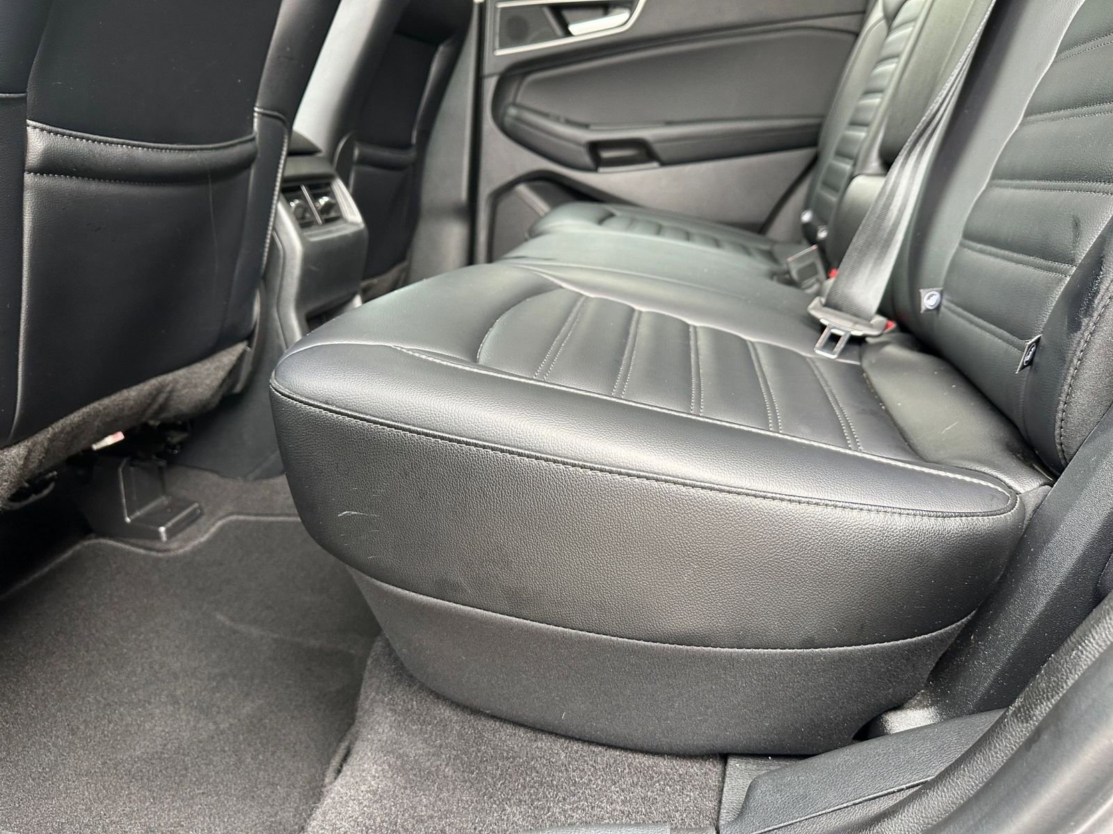 Thumbnail: 2024 Ford Edge - 25