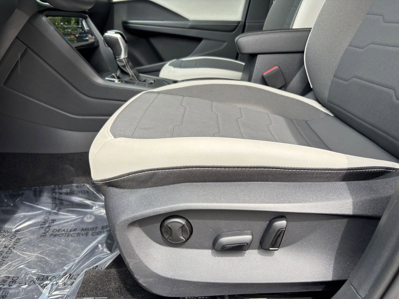 Thumbnail: 2025 Volkswagen Taos - 28