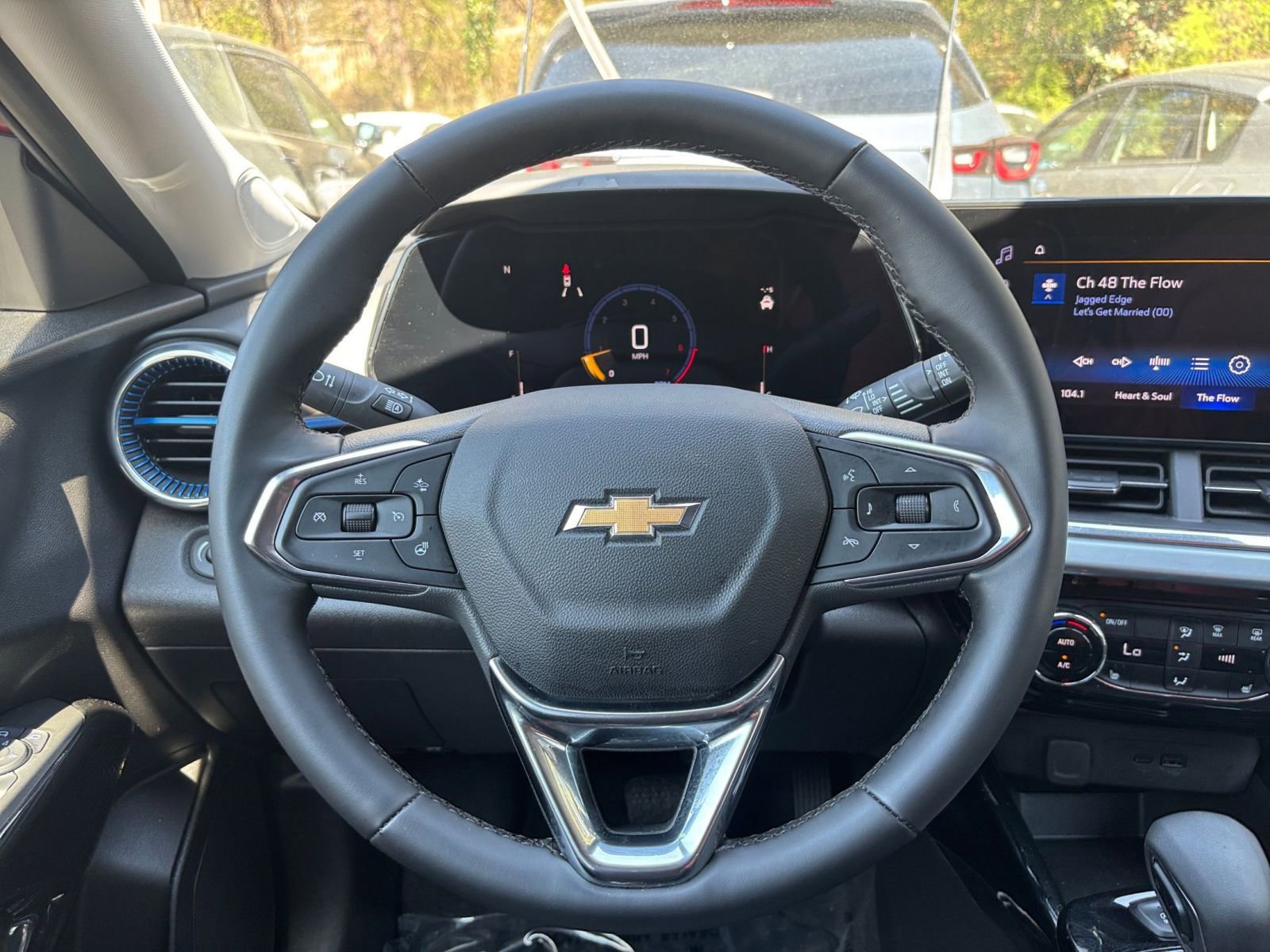 Thumbnail: 2025 Chevrolet Trax - 35