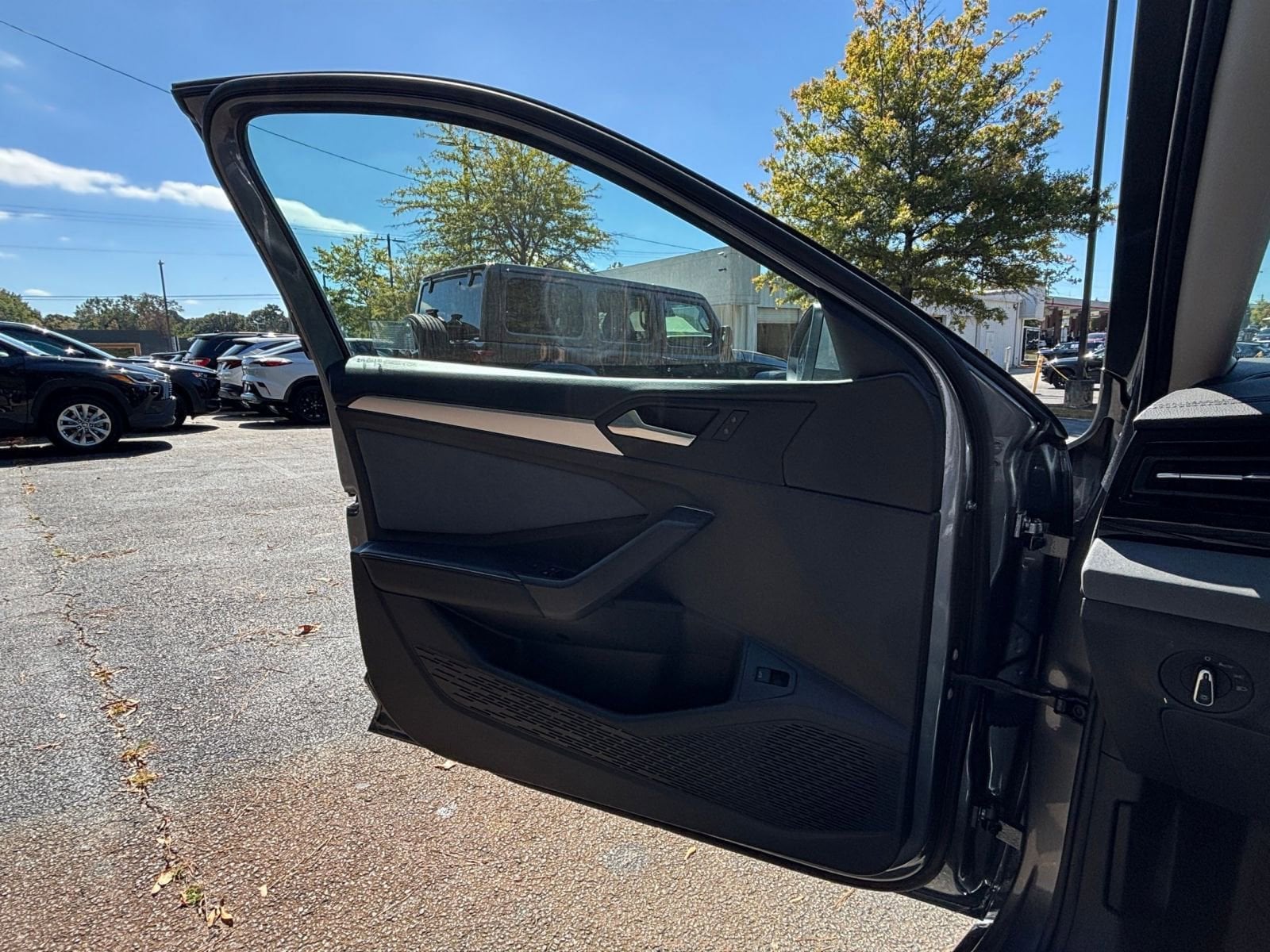 Thumbnail: 2025 Volkswagen Jetta - 20