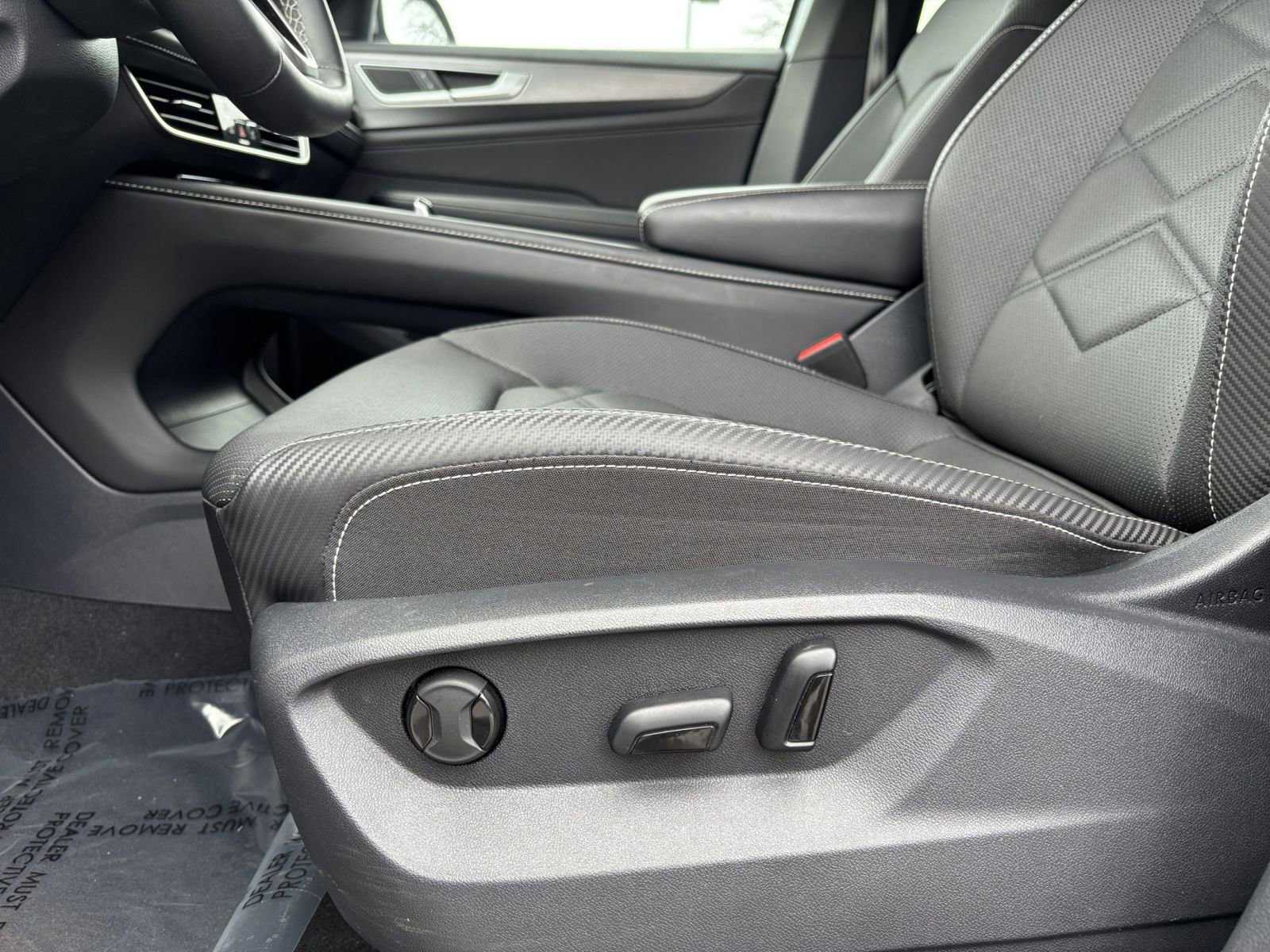 Thumbnail: 2025 Volkswagen Atlas - 23