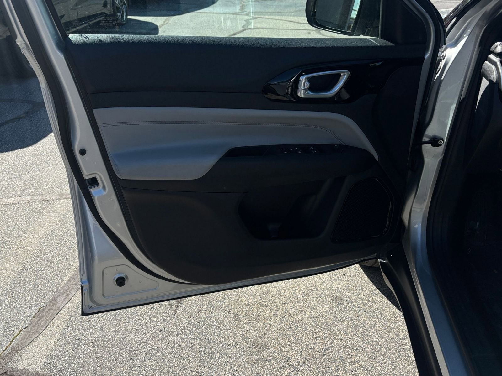 Thumbnail: 2025 Jeep Compass - 24