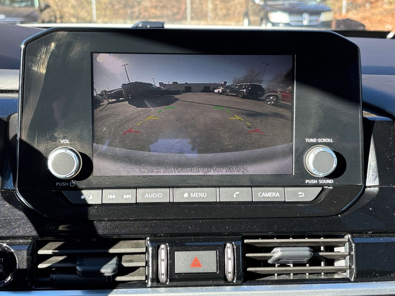 Thumbnail: 2025 Nissan Pathfinder - 17