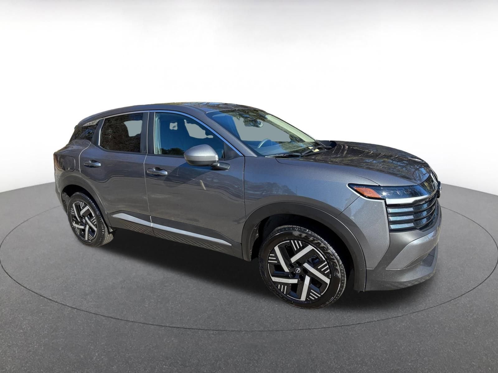 Thumbnail: 2025 Nissan Kicks - 1