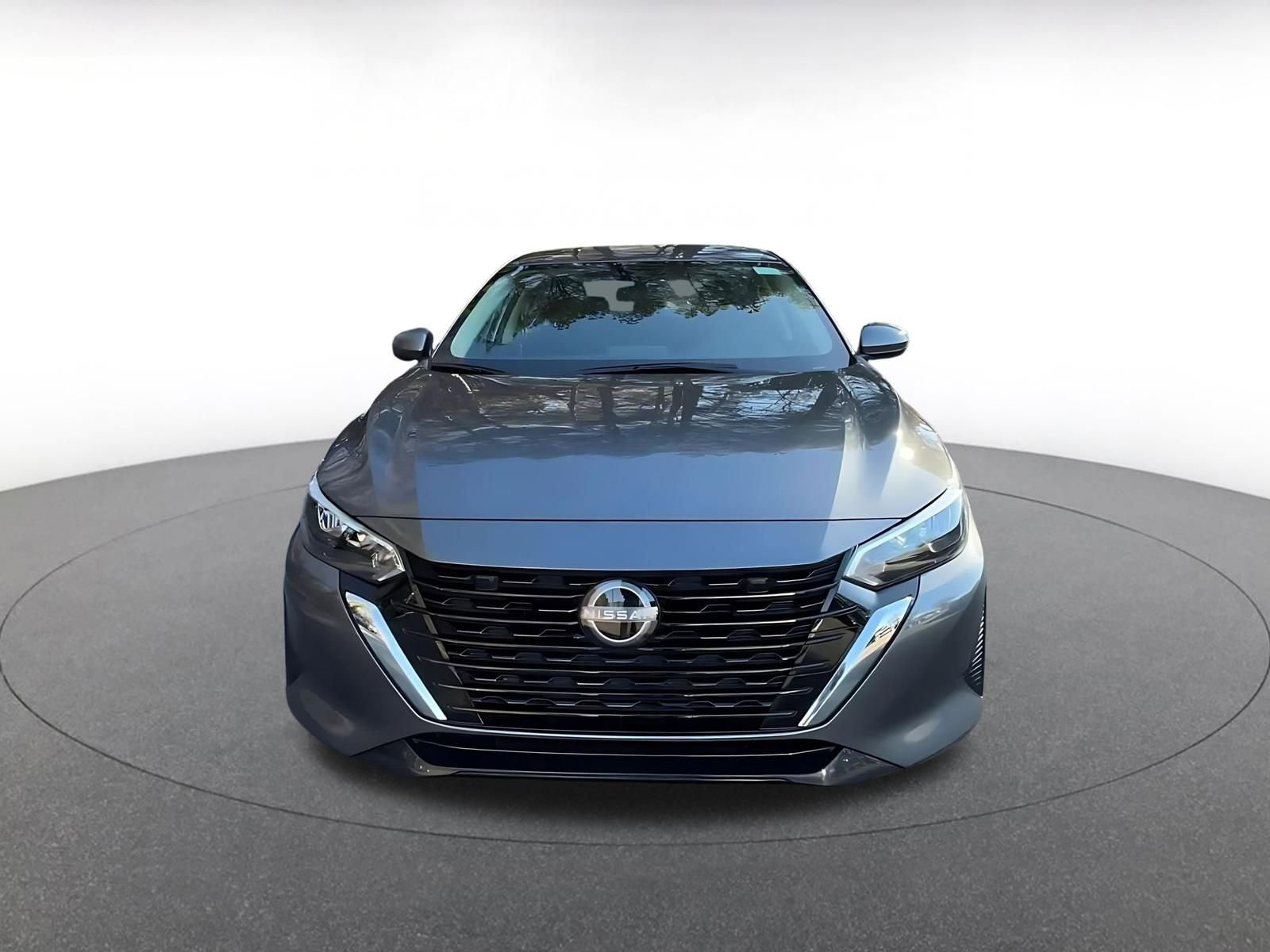 Thumbnail: 2025 Nissan Sentra - 4