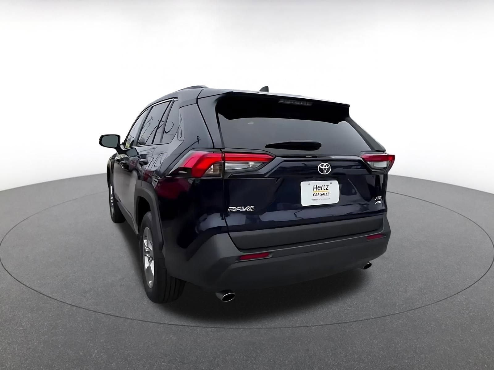 Thumbnail: 2025 Toyota RAV4 - 11