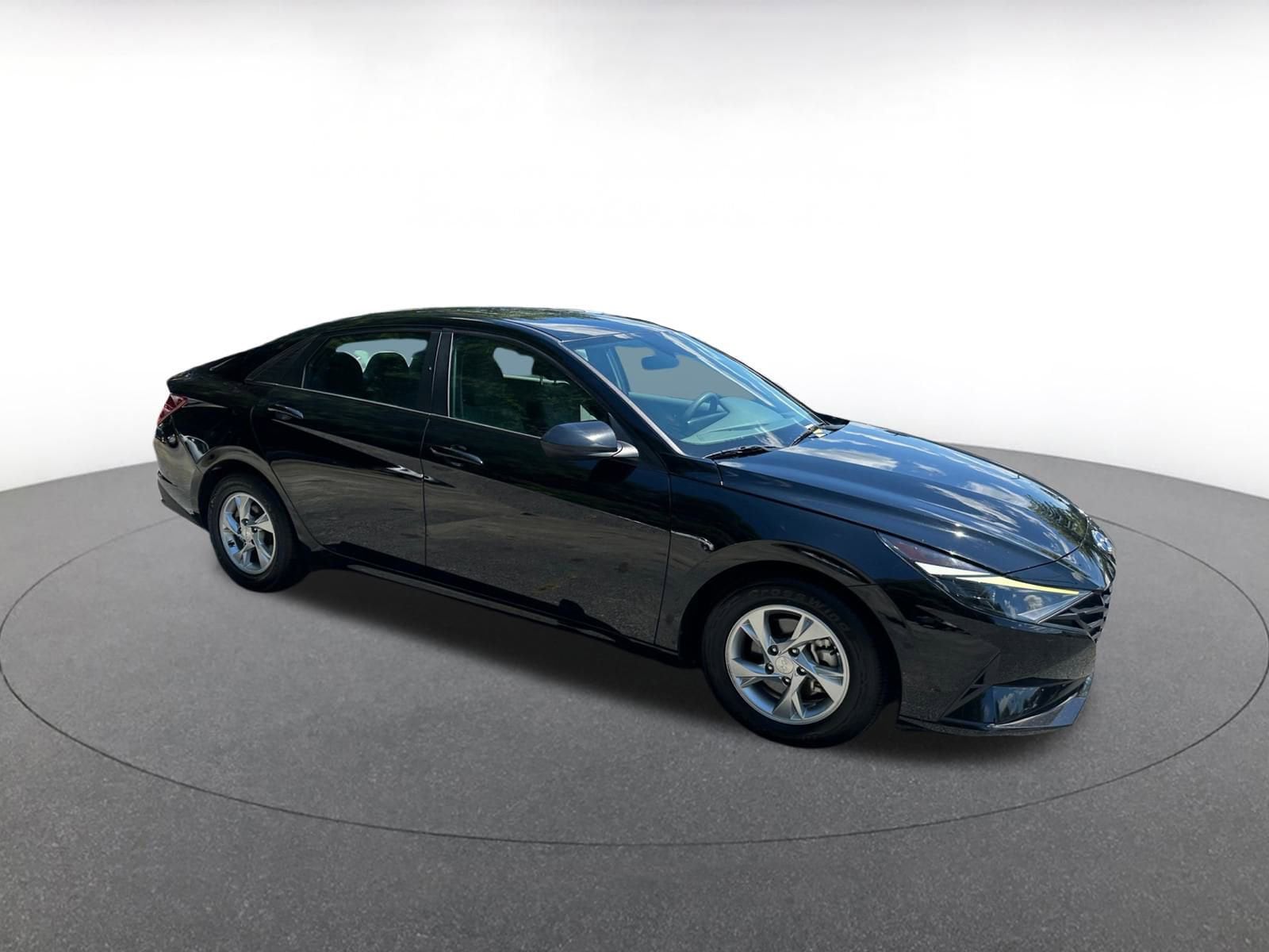 Thumbnail: 2023 Hyundai Elantra - 1