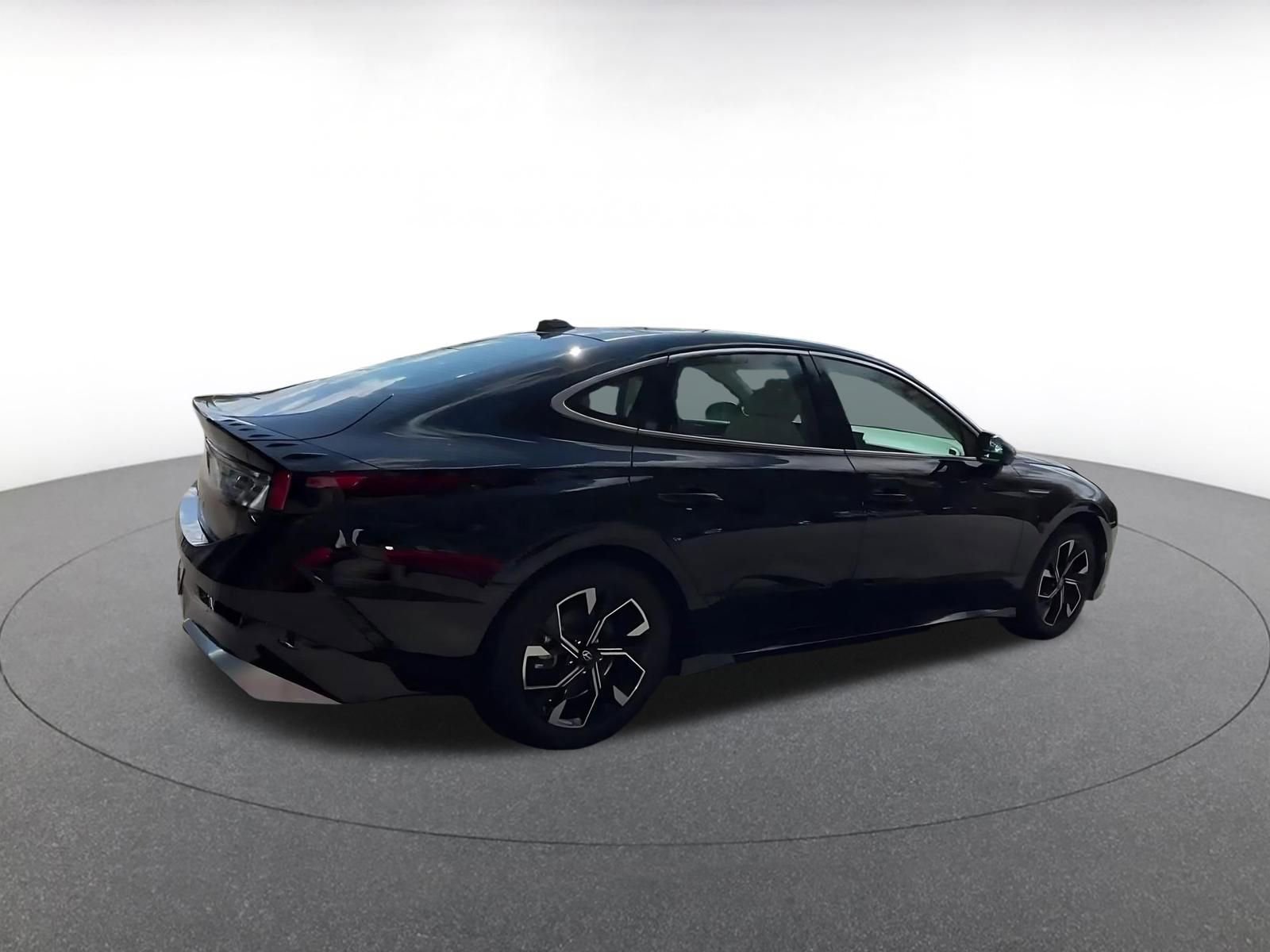 Thumbnail: 2025 Hyundai Sonata - 15