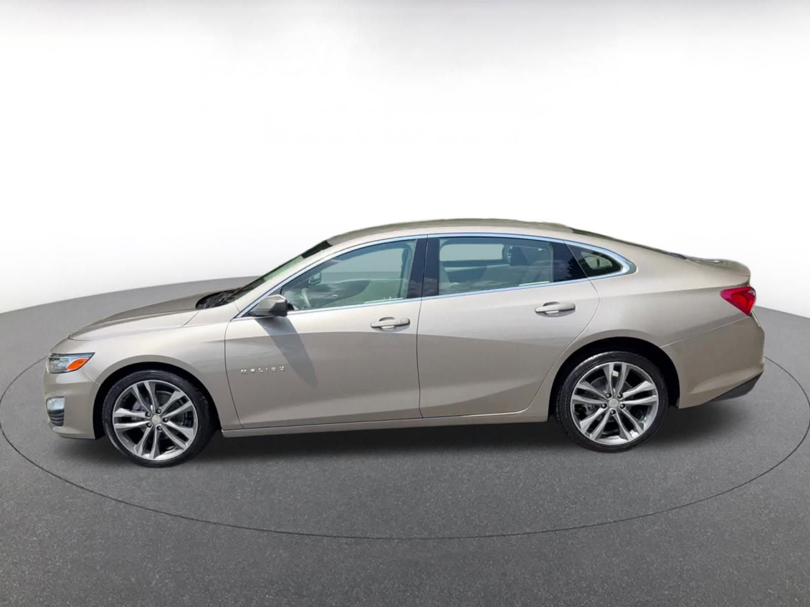 Thumbnail: 2024 Chevrolet Malibu - 8