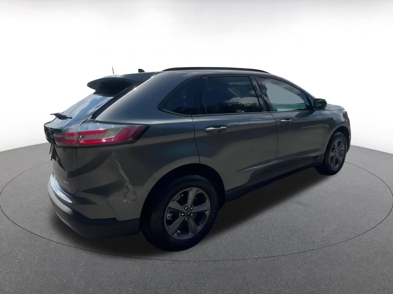 Thumbnail: 2023 Ford Edge - 15