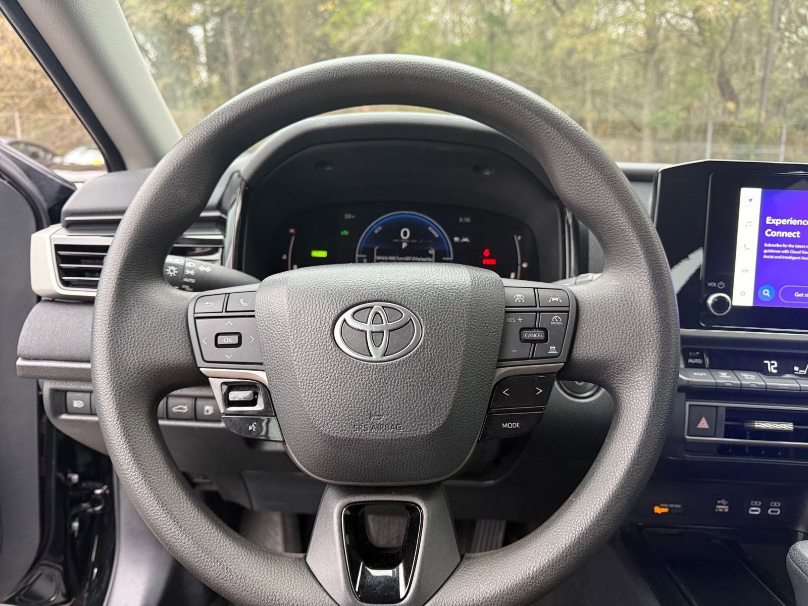 Thumbnail: 2025 Toyota Camry - 28