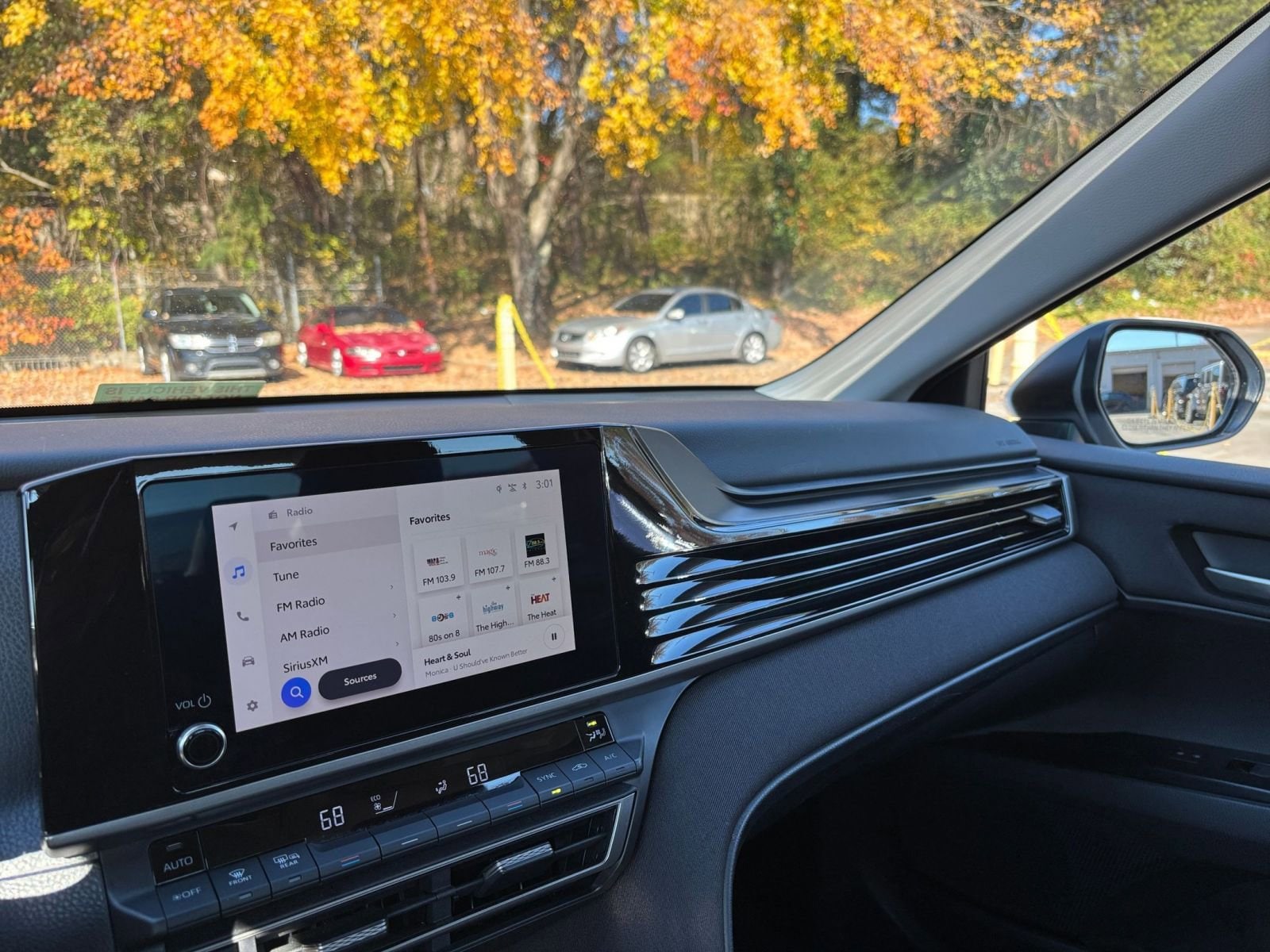 Thumbnail: 2025 Toyota Camry - 35