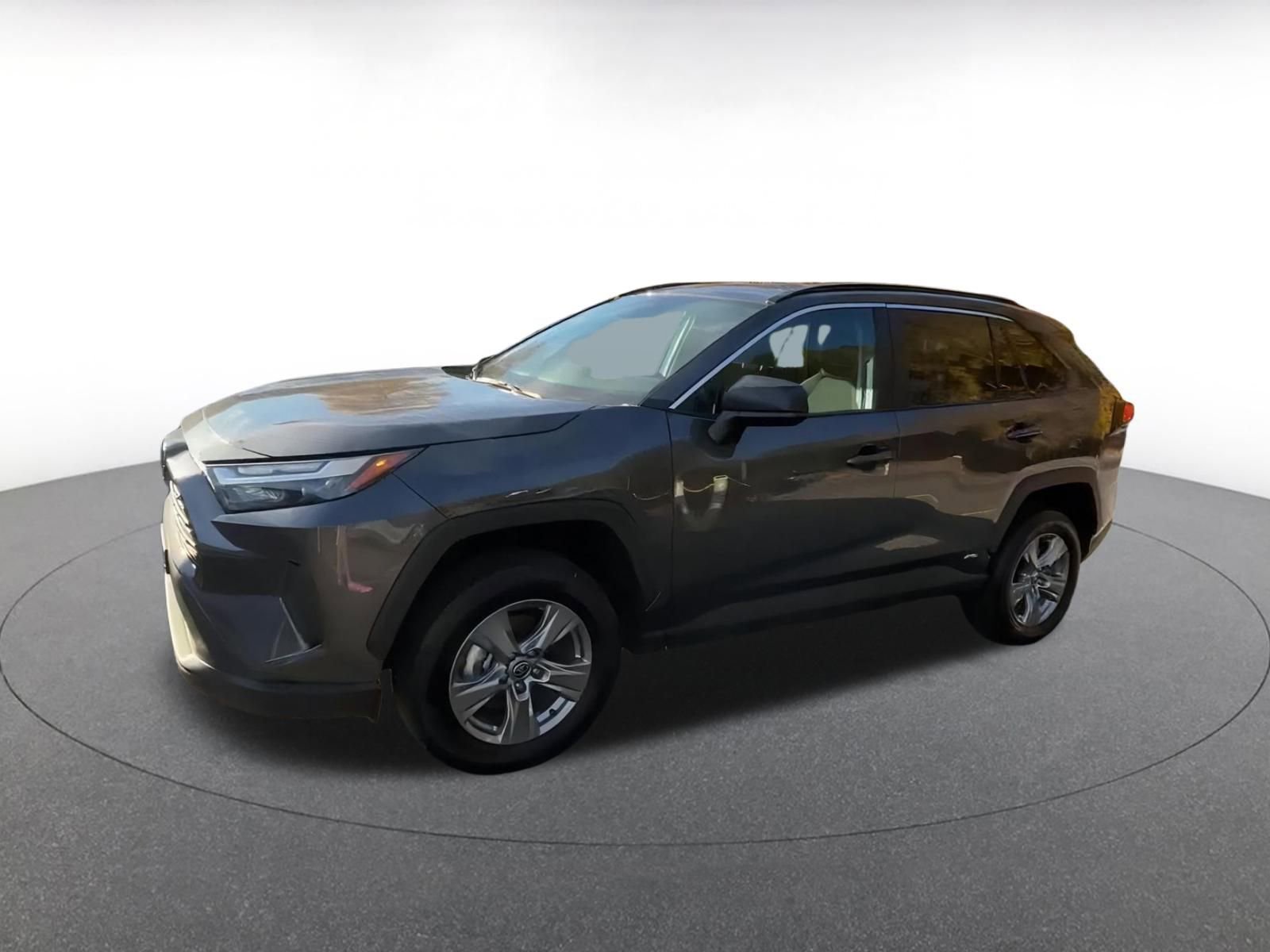 Thumbnail: 2025 Toyota RAV4 - 8