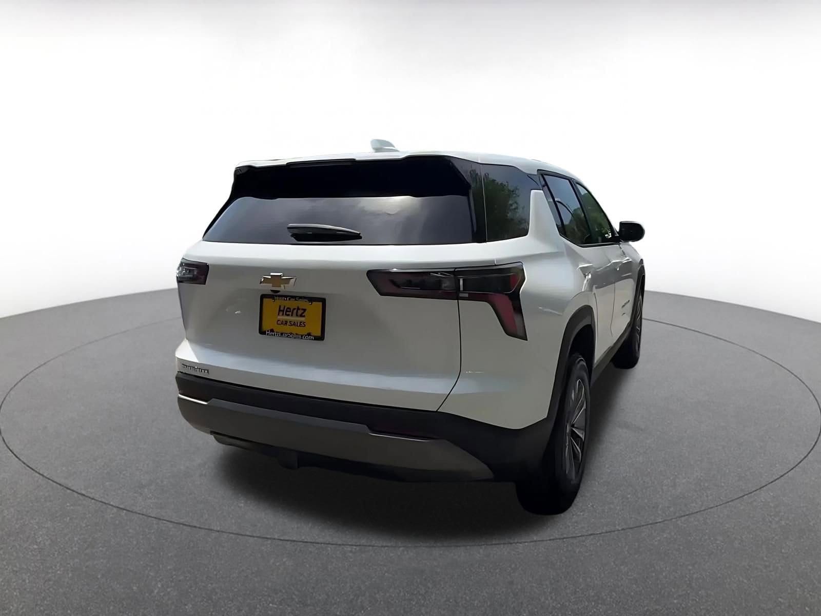 Thumbnail: 2025 Chevrolet Equinox - 15
