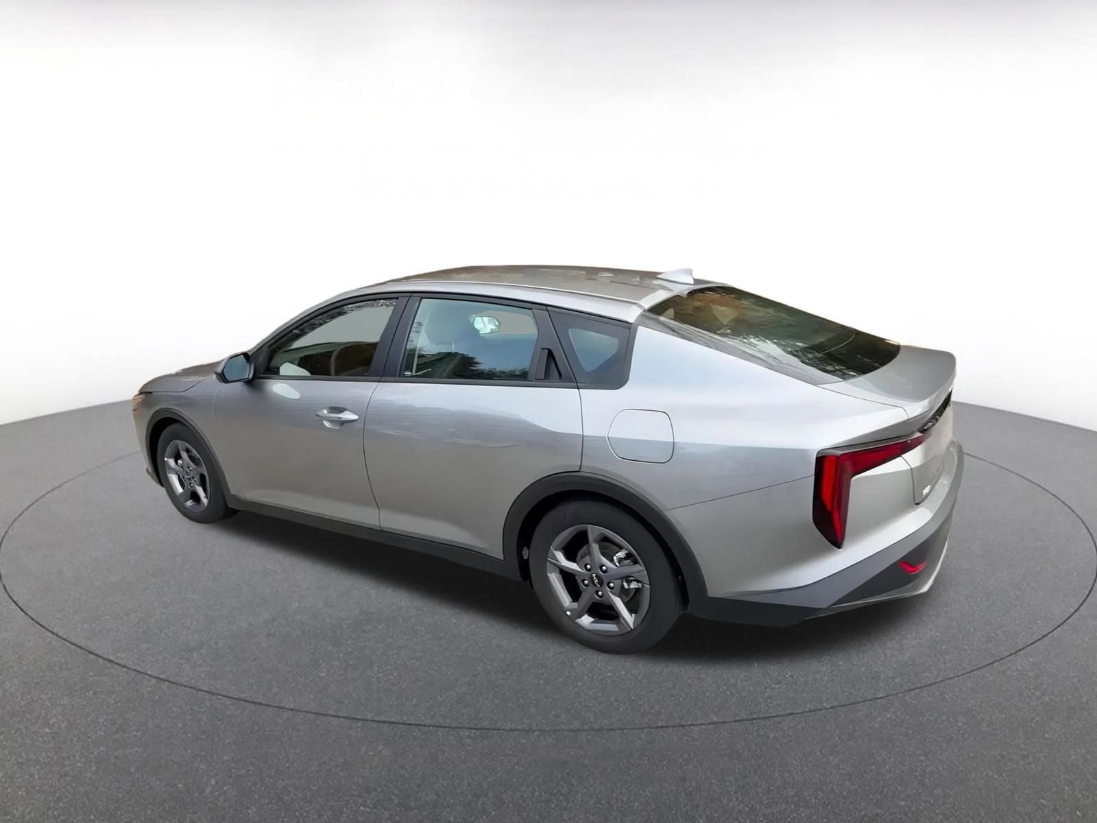 Thumbnail: 2025 Kia K4 - 10