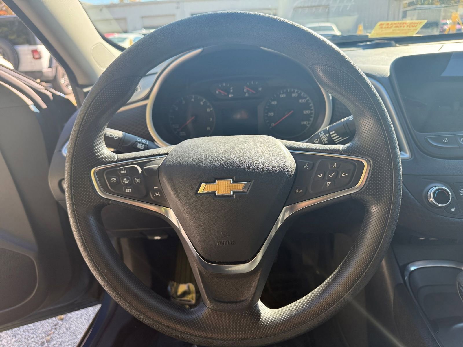 Thumbnail: 2024 Chevrolet Malibu - 28