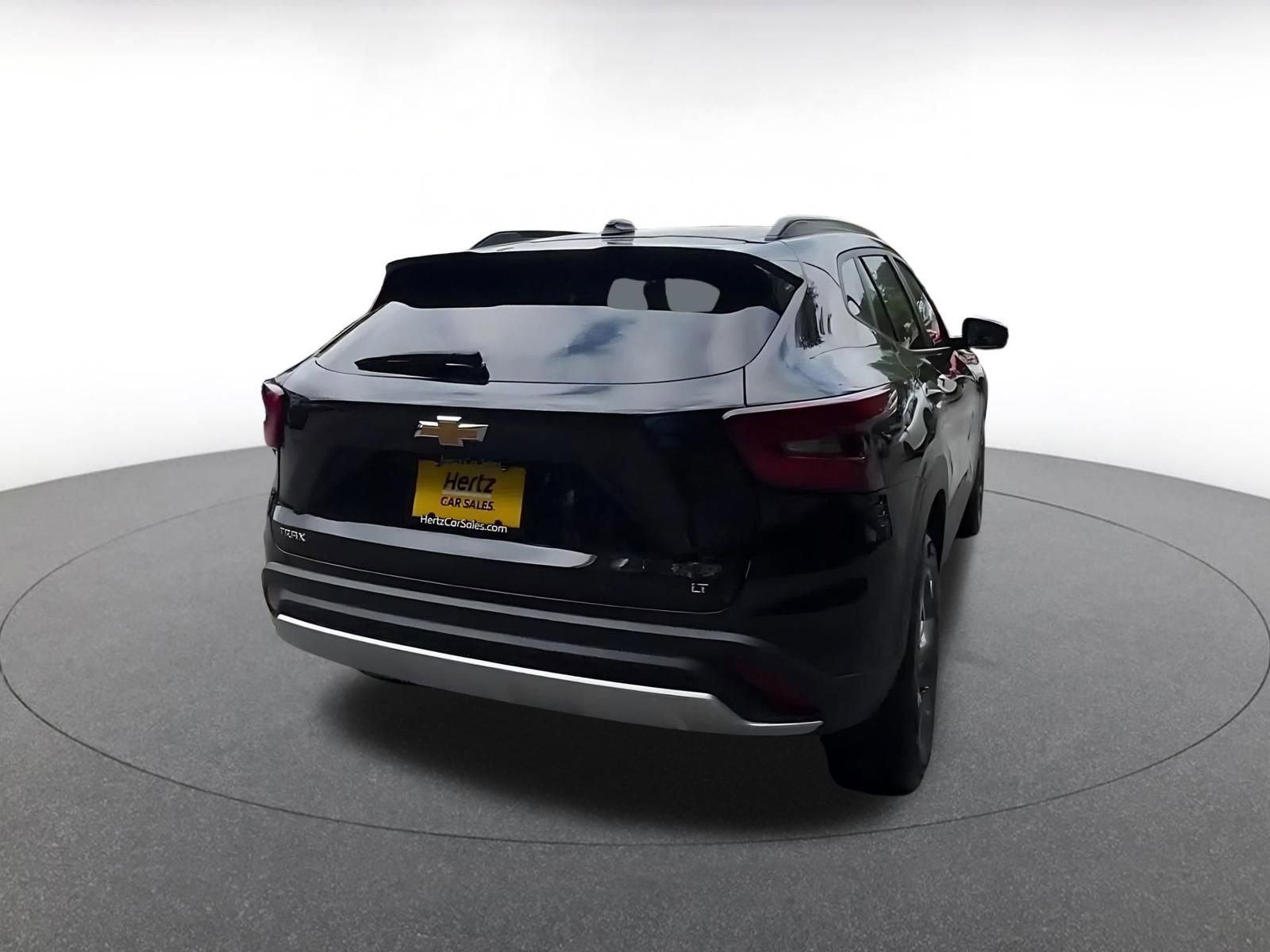 Thumbnail: 2025 Chevrolet Trax - 14